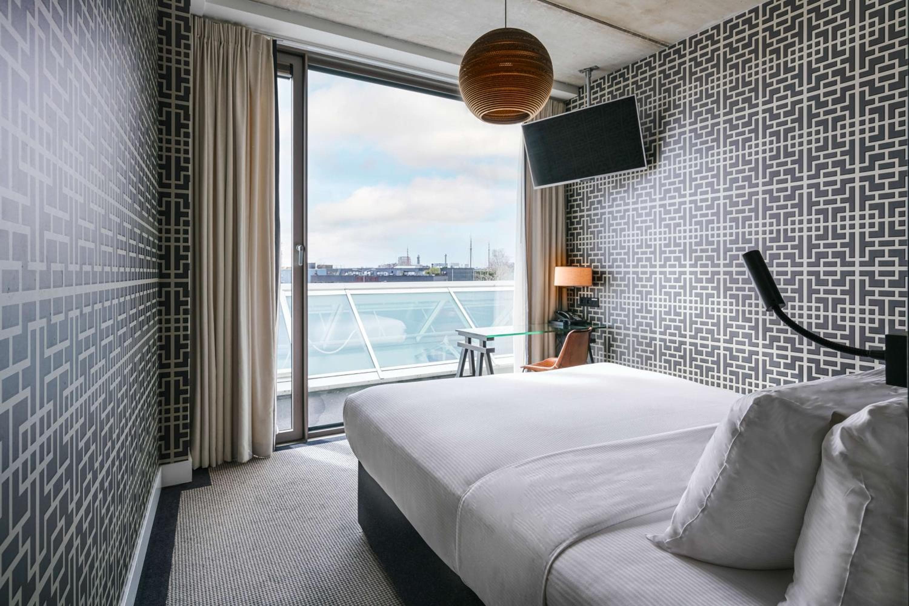 DoubleTree by Hilton Amsterdam - NDSM Wharf — 7