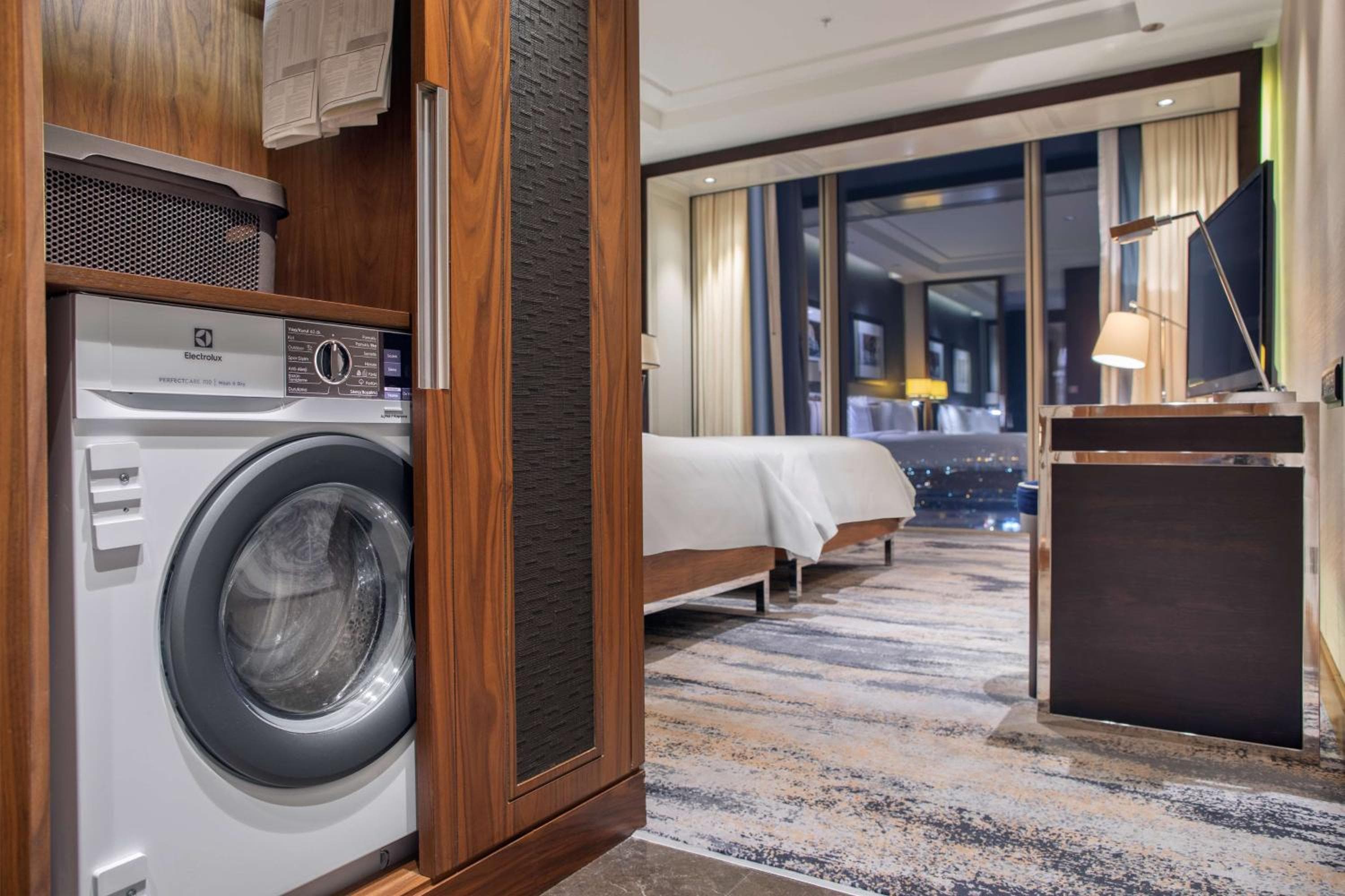 Hilton Istanbul Bomonti hotel, Silahsor Cad. No: 42 Bomonti-Sisli, Istanbul, Turkey — photo 129