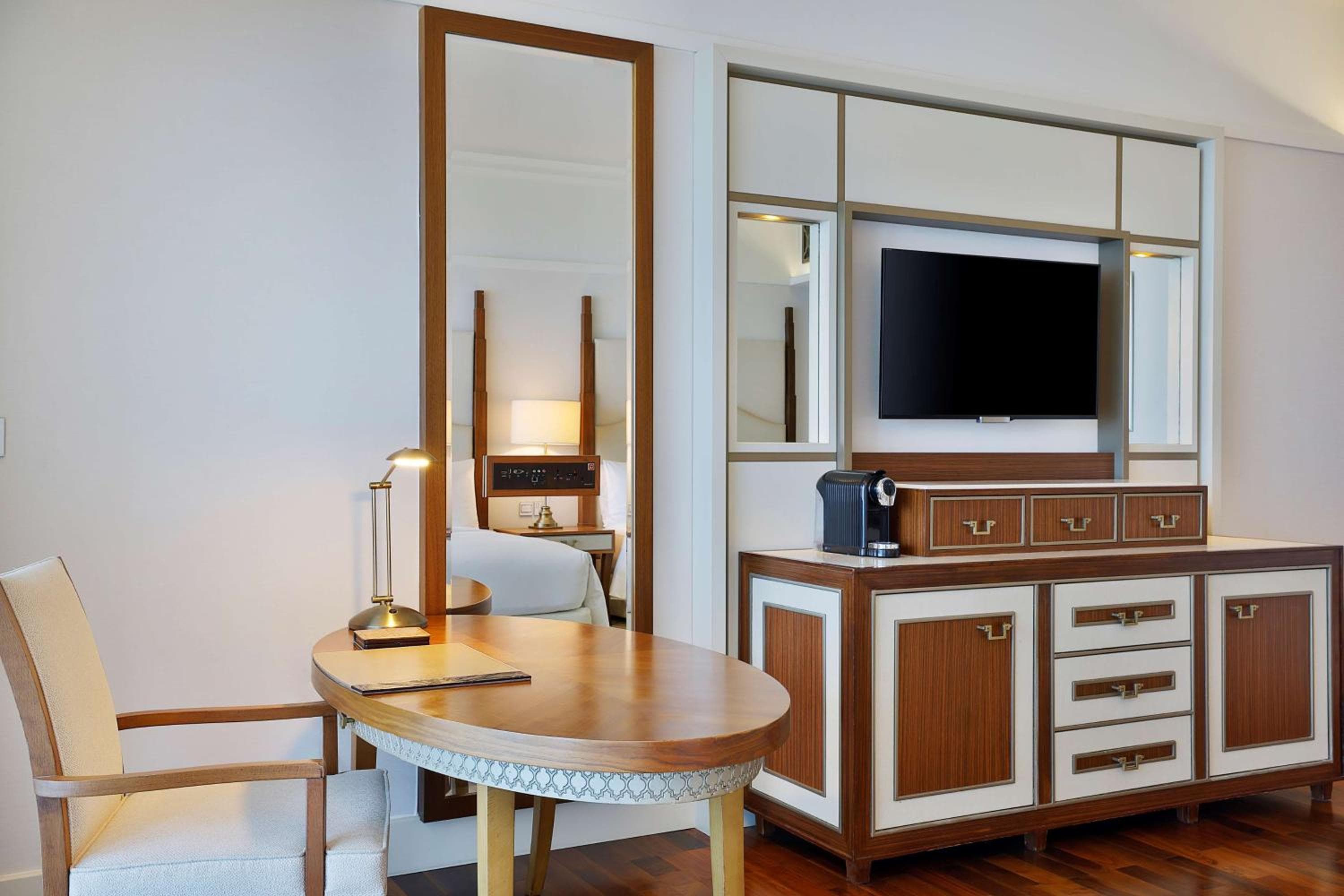 Waldorf Astoria Dubai Palm Jumeirah — 12