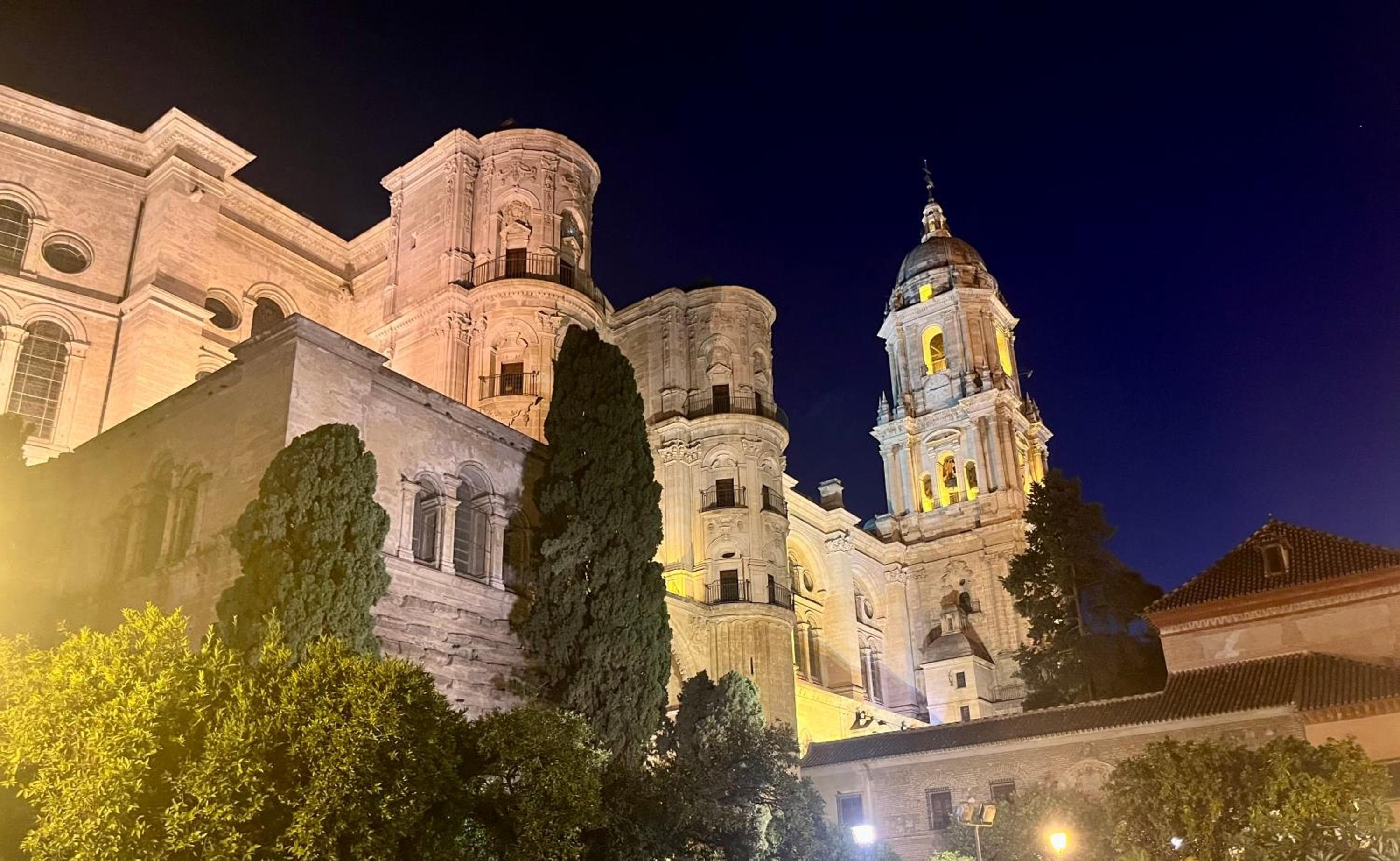 Emilysuites - Malaga Centro Historico — 15