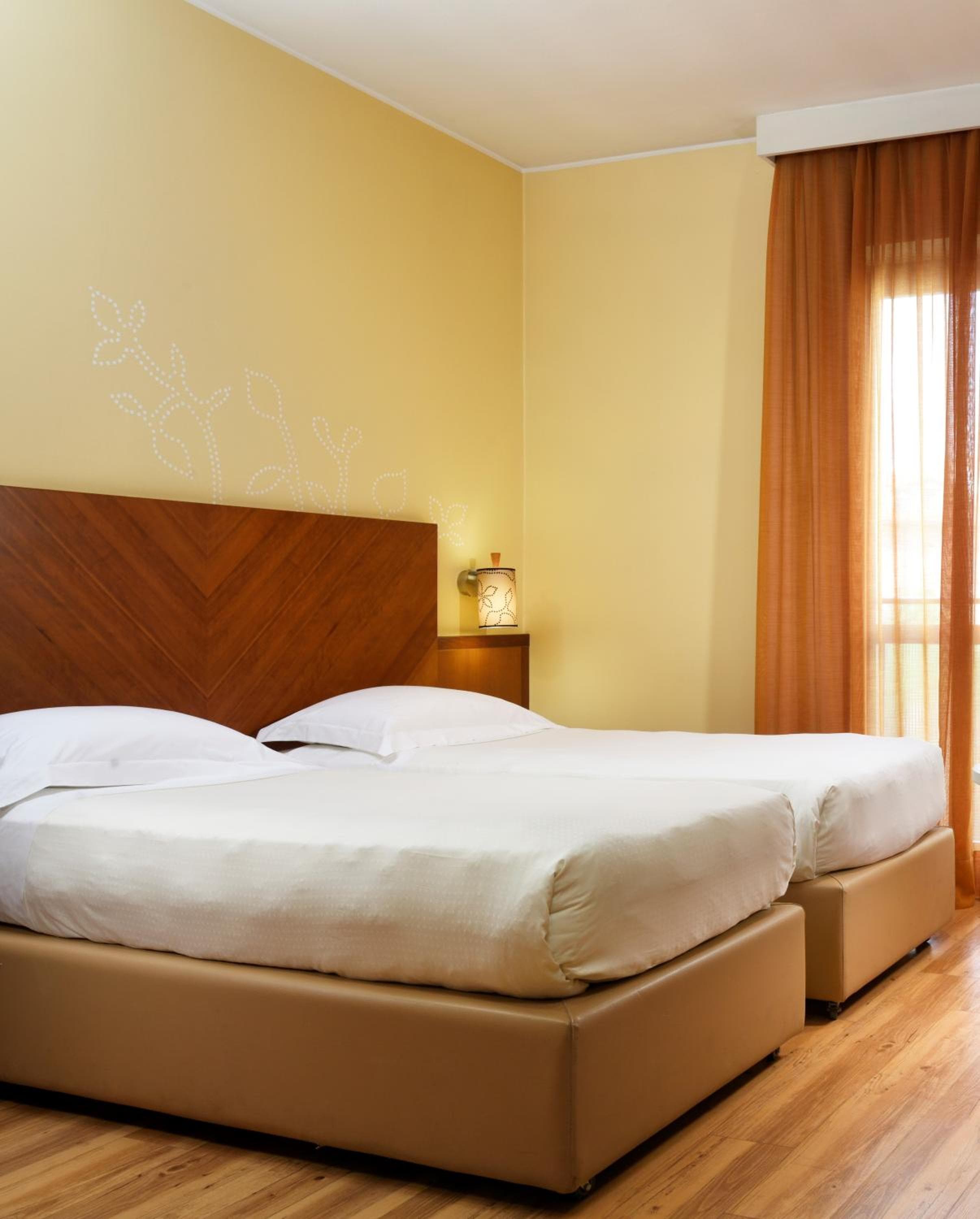 UNAHOTELS Mediterraneo Milano — 3