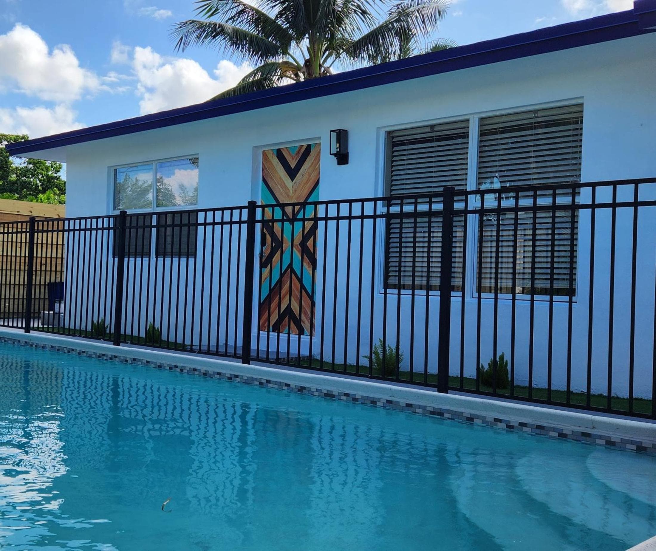 Private Home, KING Room- Pool & Patios - Near Beaches & Dining — 14