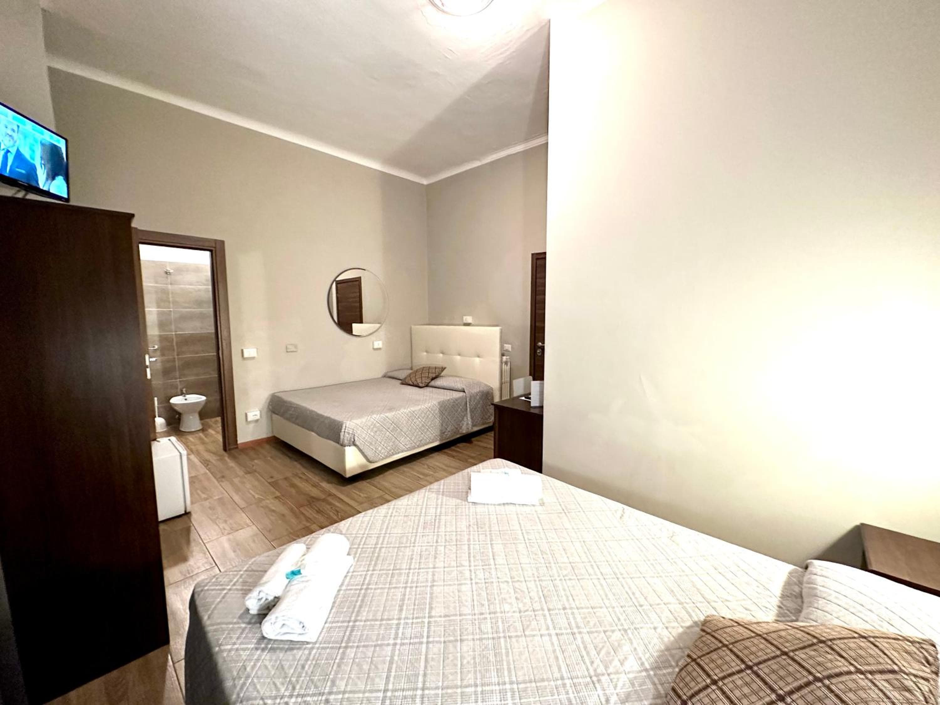 Golden Milano Hotel — 23