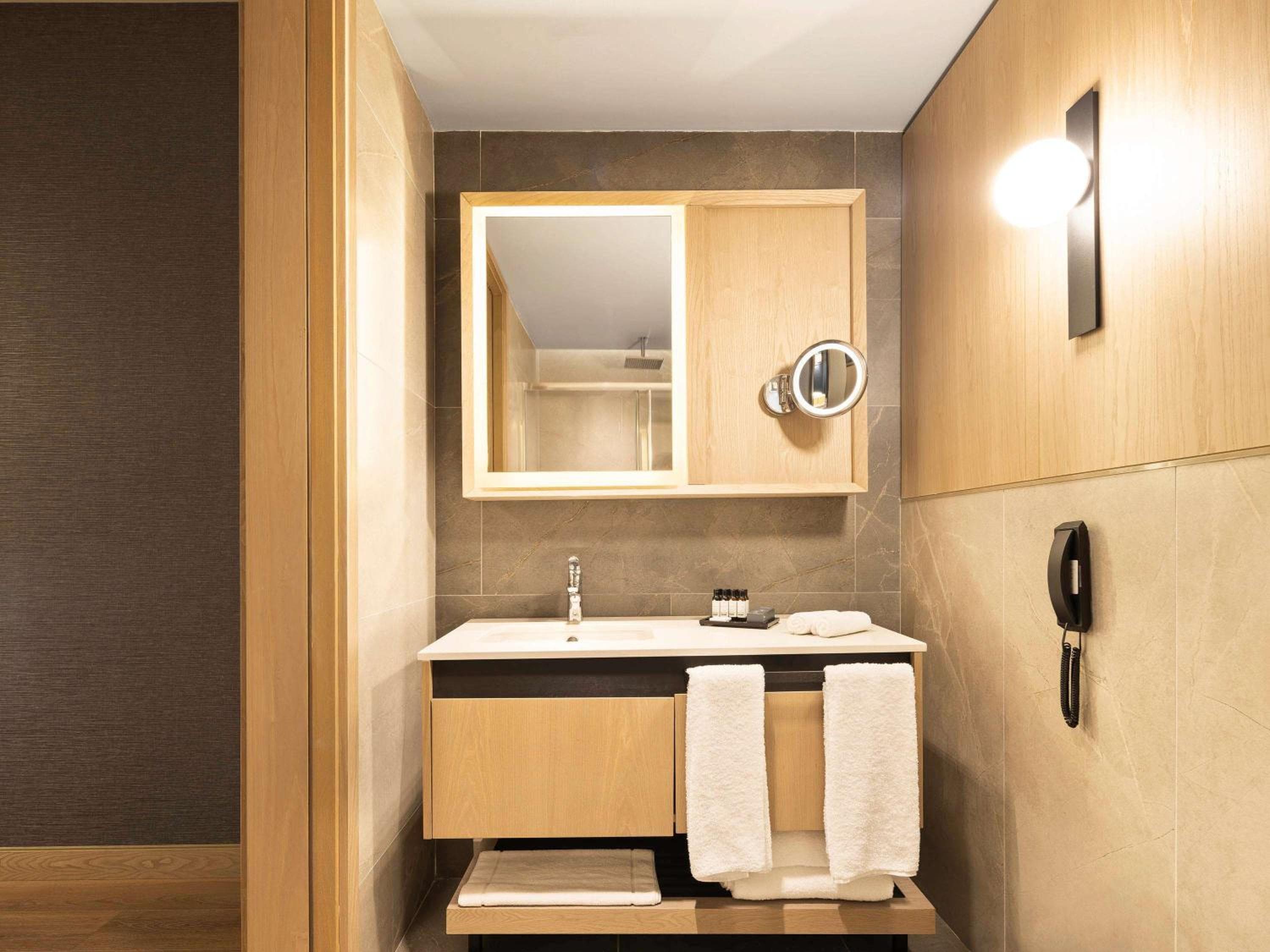 Movenpick Living Istanbul Camlivadi — 17