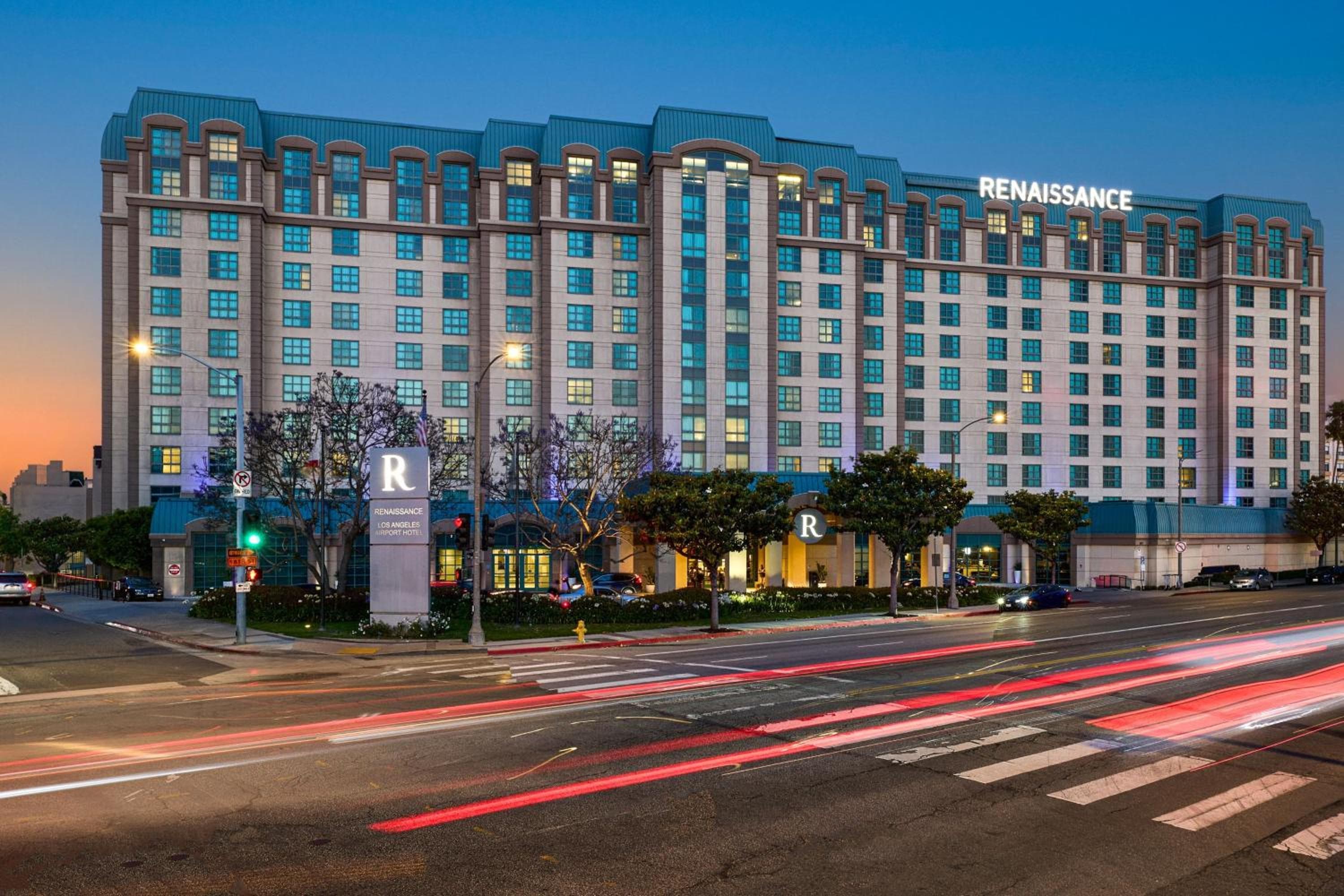 Hotel rinascimentale dell'aeroporto di Los Angeles — 2