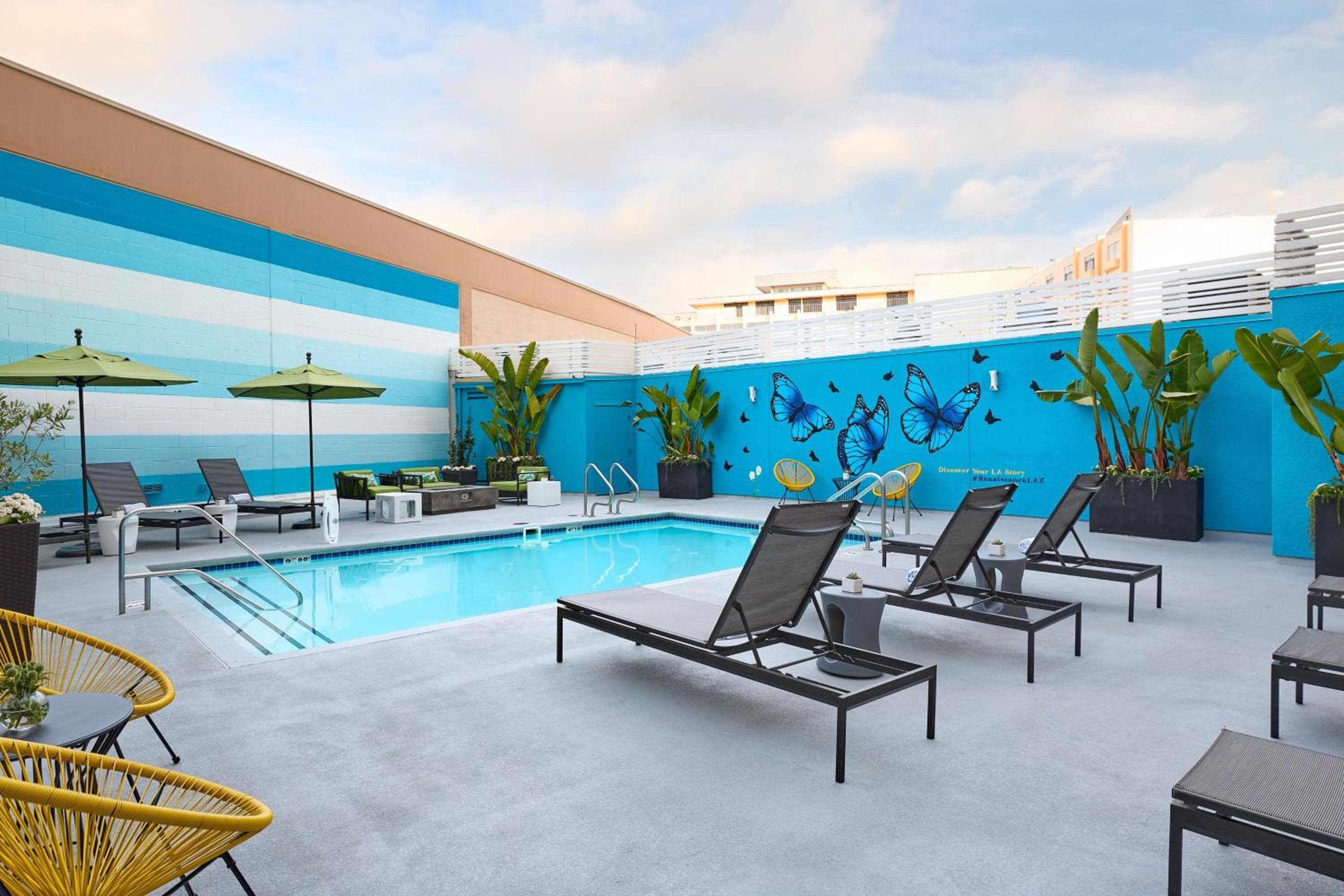 Renaissance Los Angeles Airport Hotel — 27