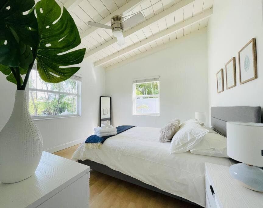 Tropische Oase Haus Privater Pool Familienhof — 17