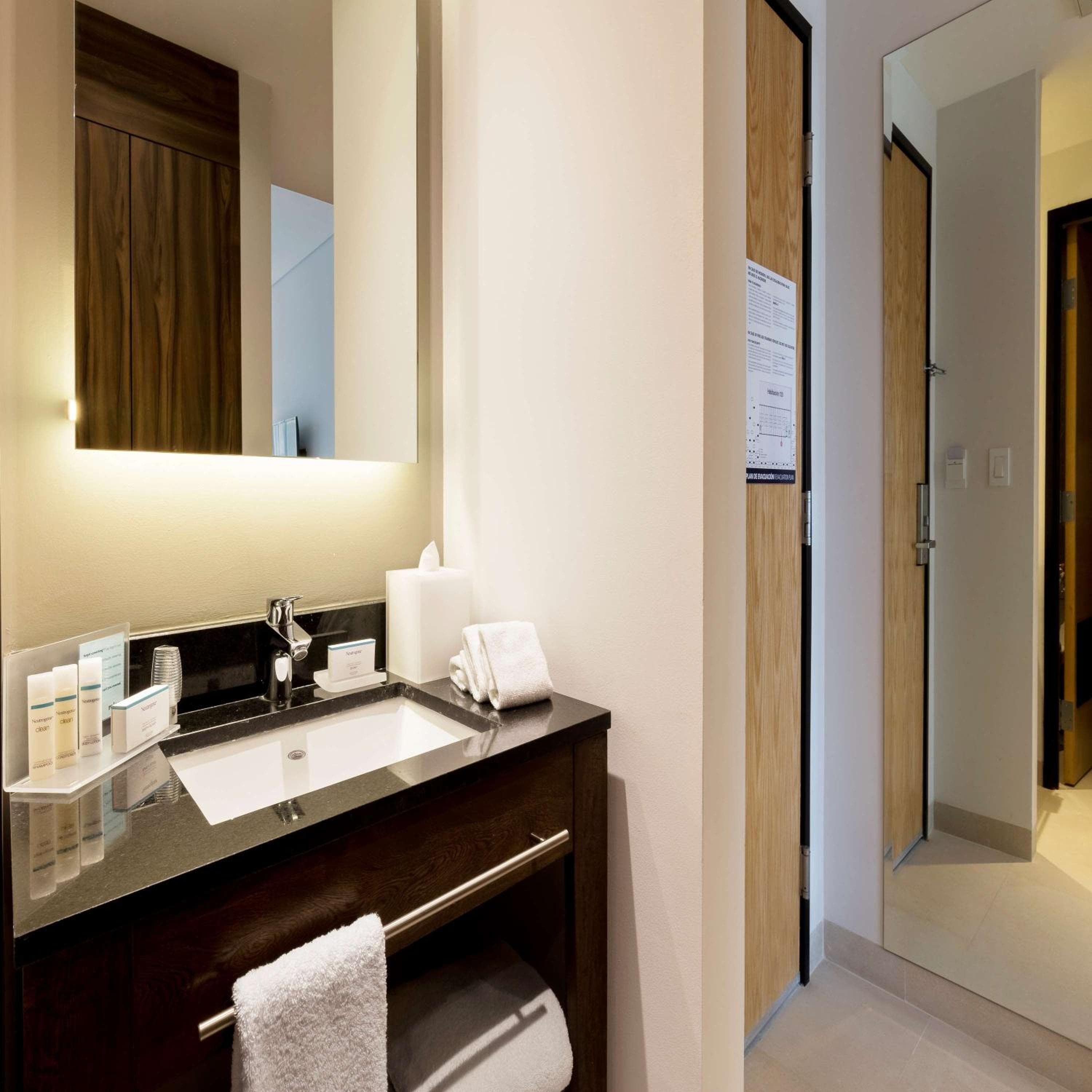Hampton Inn By Hilton Cancun Cumbres — 25