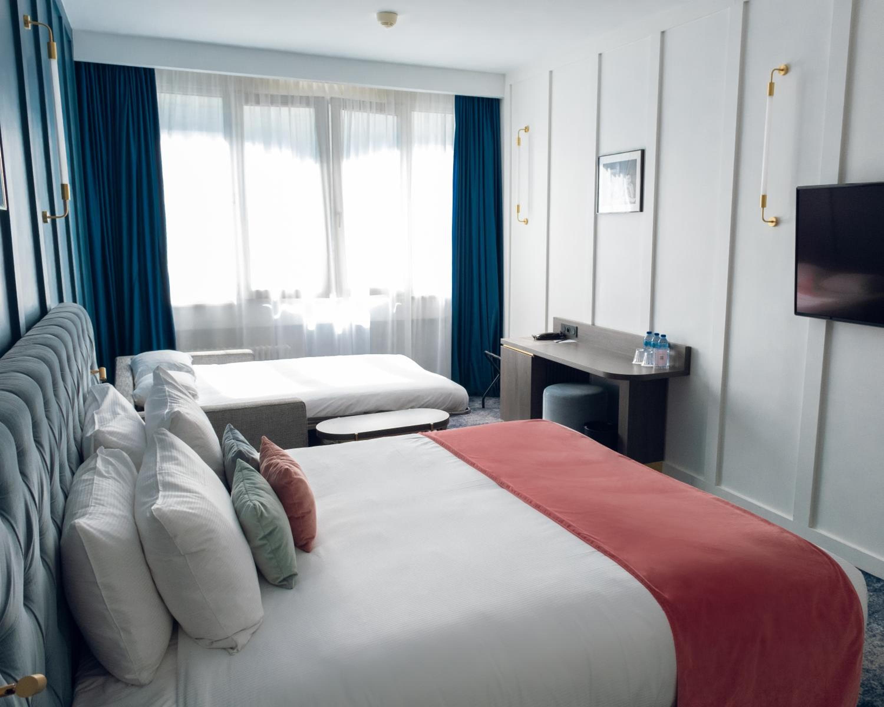 PLEY Hotel — 2