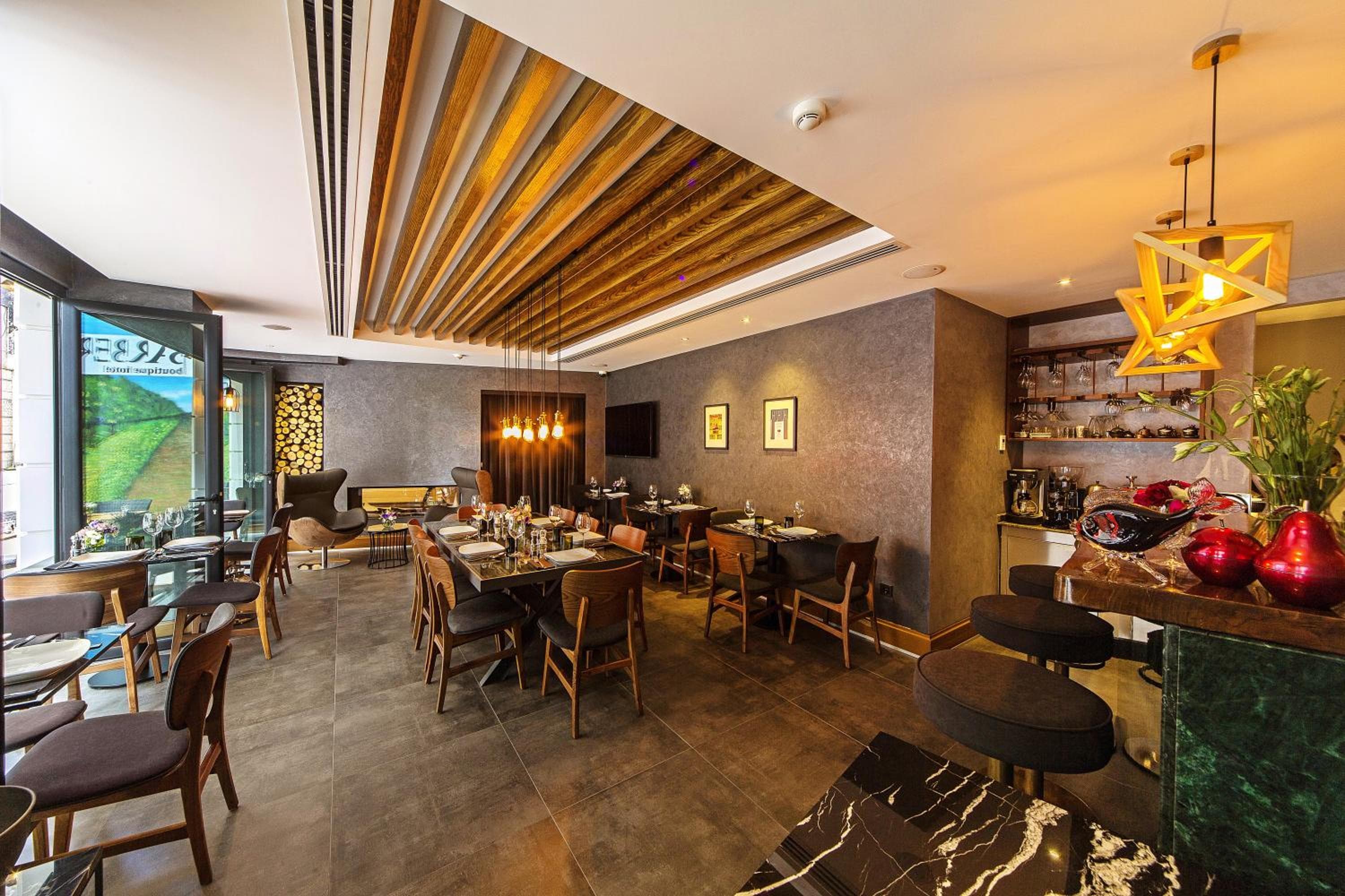 Barbera Hotel — 17