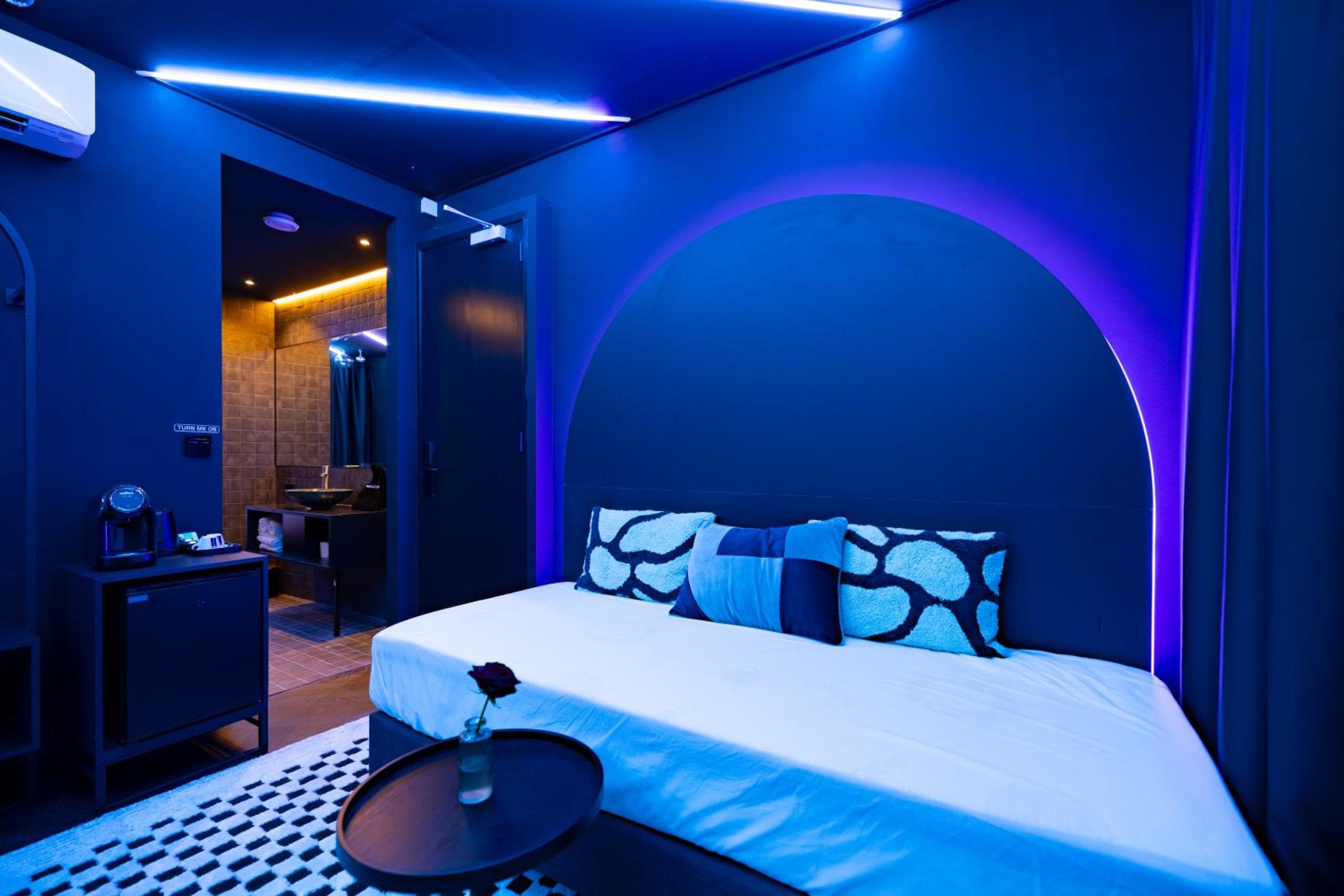 SUPPER Hotel — 25