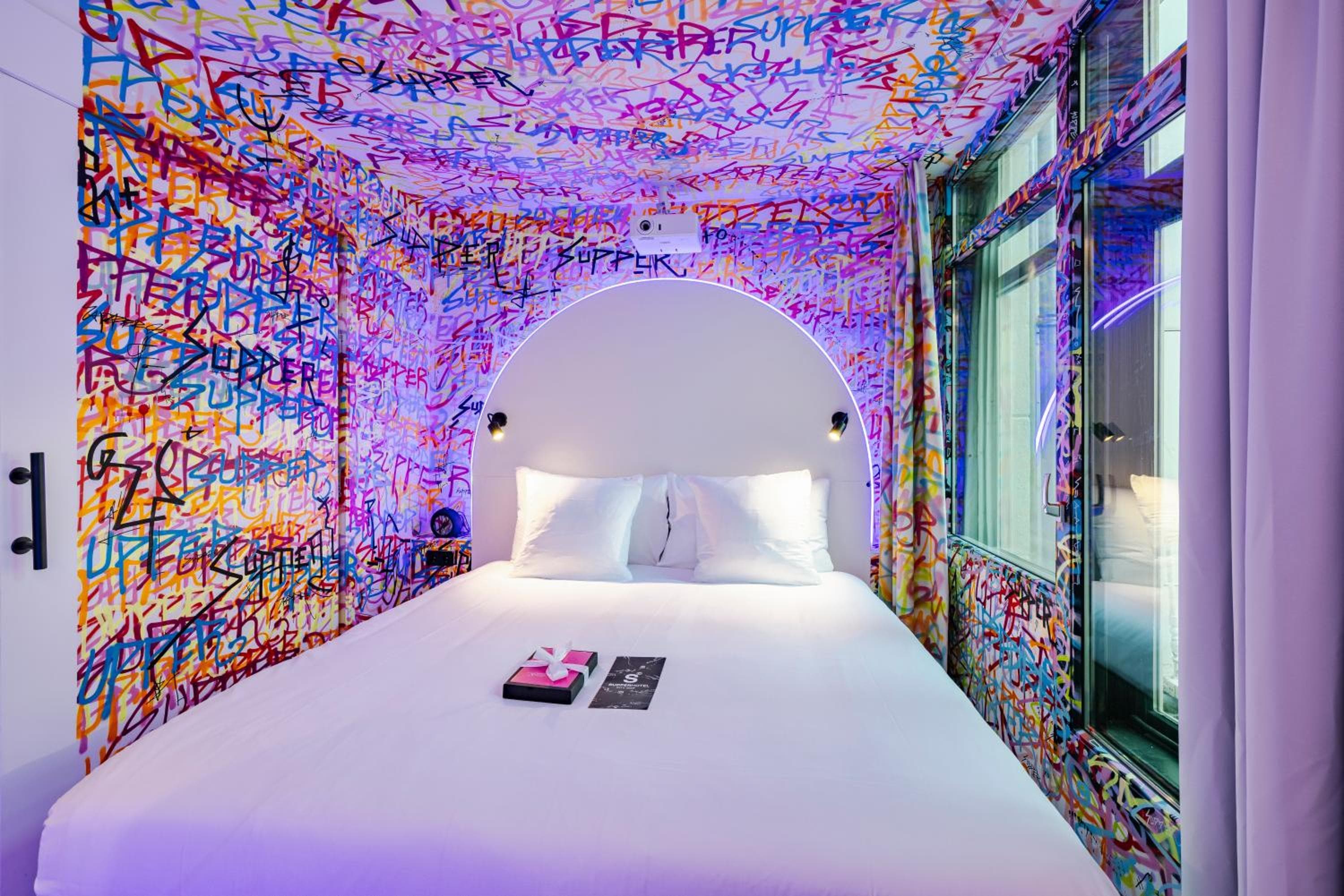 SUPPER Hotel — 23