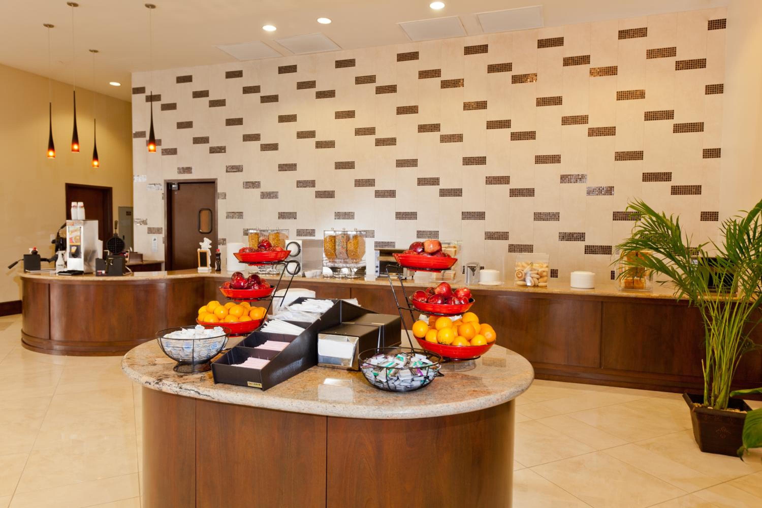 Ramada Plaza by Wyndham Orlando Resort & Suites Intl Drive - Newly Renovated! — 30