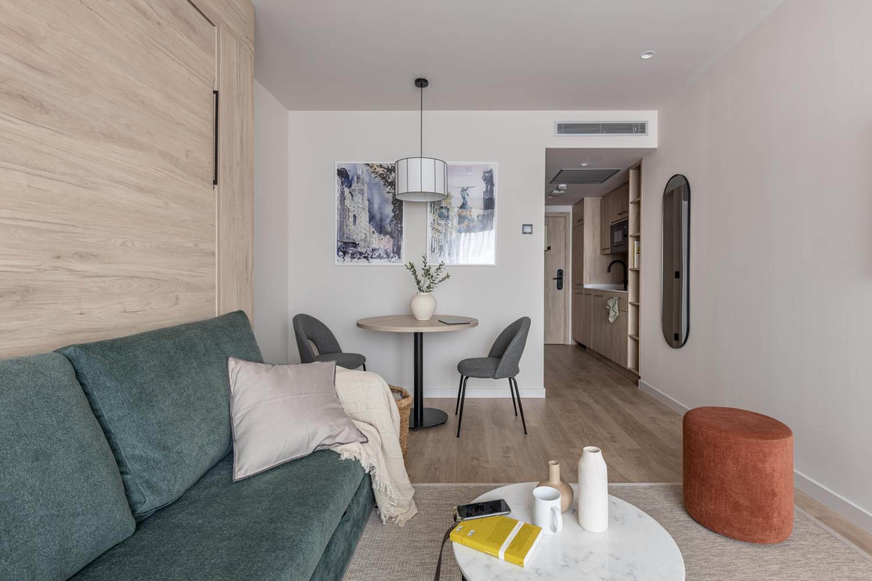 Líbere Madrid Chamberí — 19