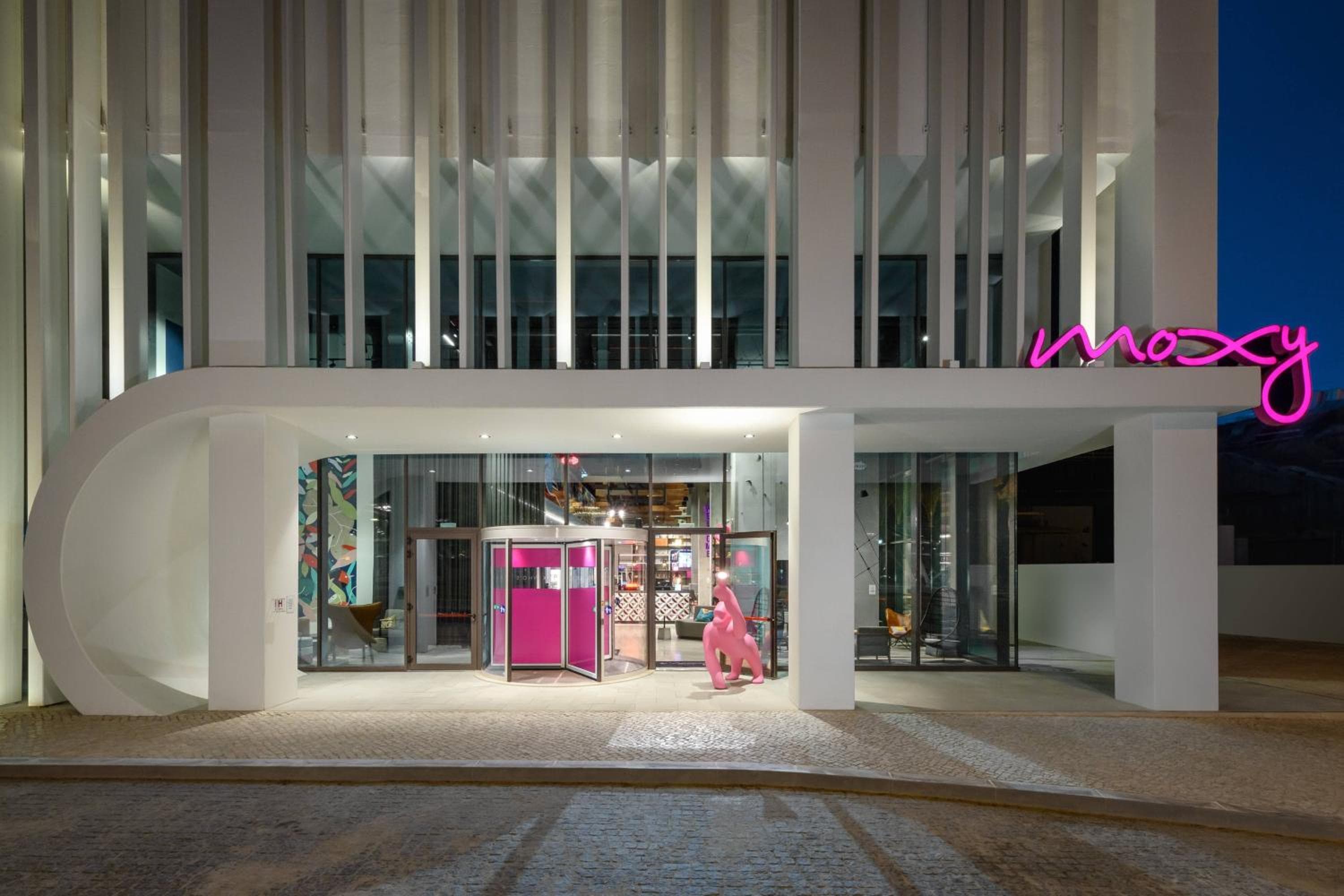 Moxy Lisboa Oriente — 15