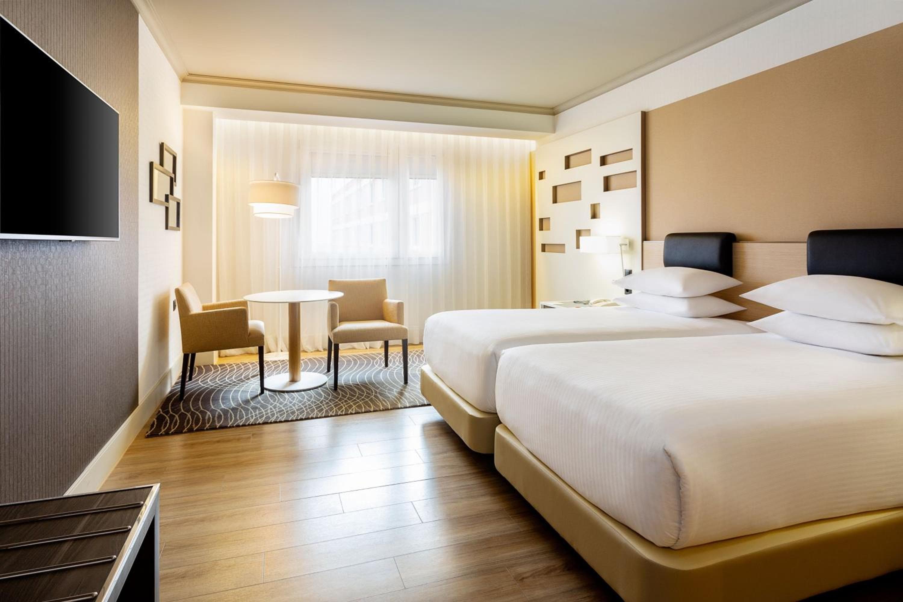 Madrid Marriott Auditorium Hotel & Conference Center — 25