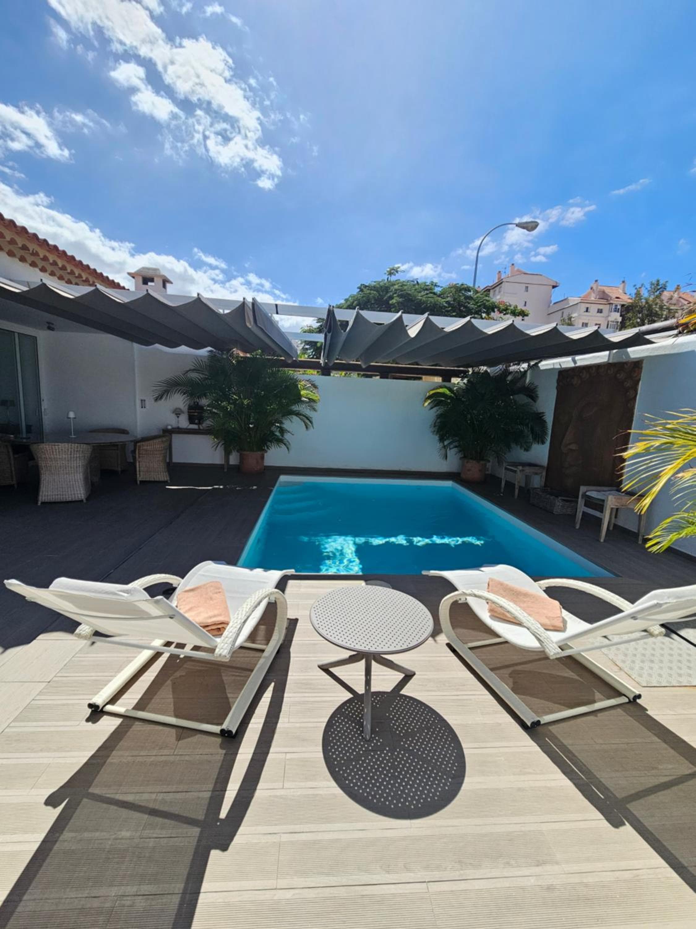Nosotros Luxury Villa — 1