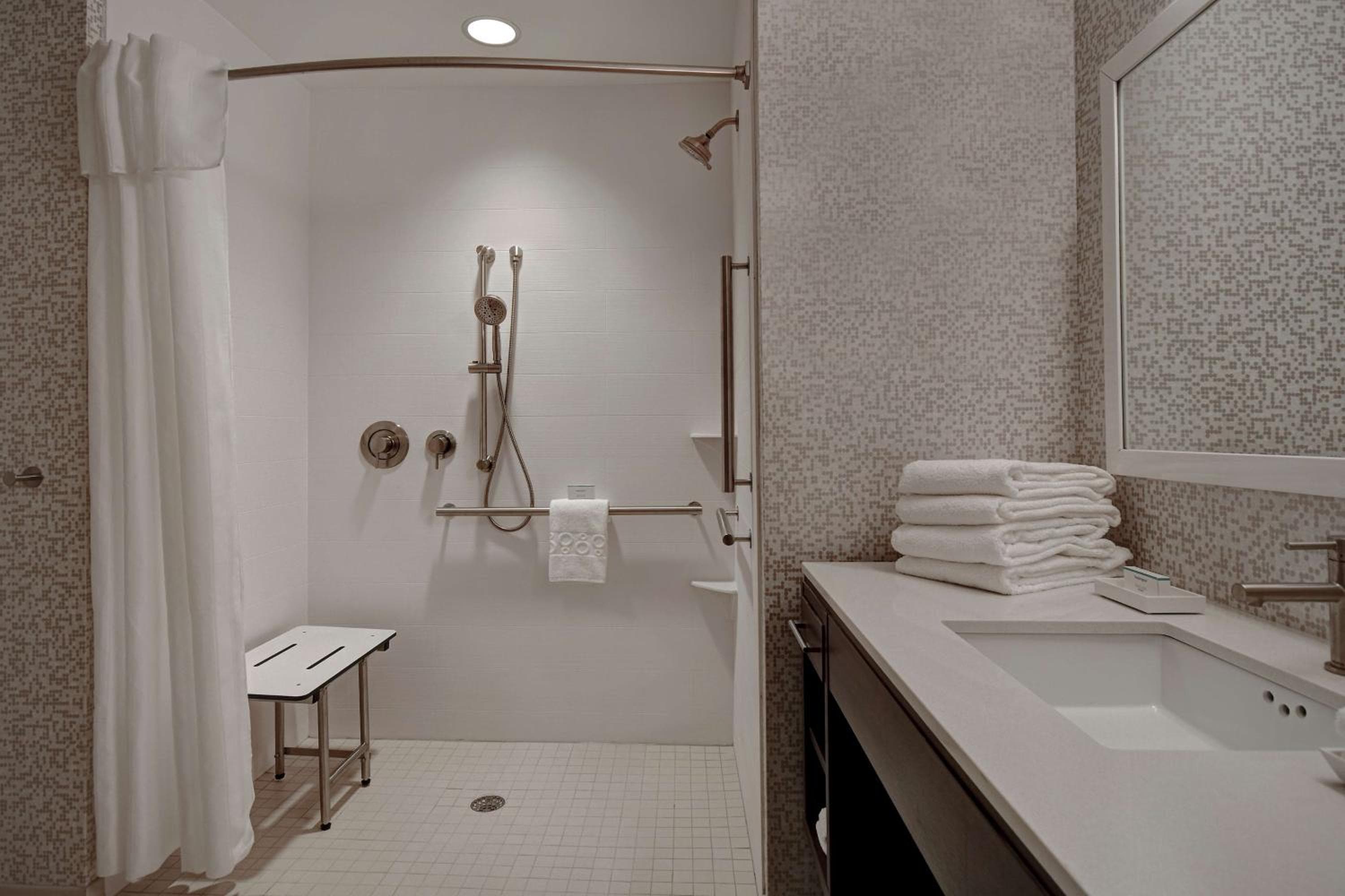 Home2 Suites By Hilton Las Vegas Northwest — 11