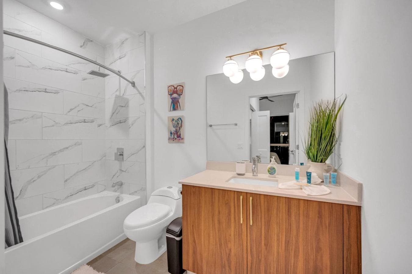 Modern Unit in the Heart of Downtown Miami With Free Parking — 18