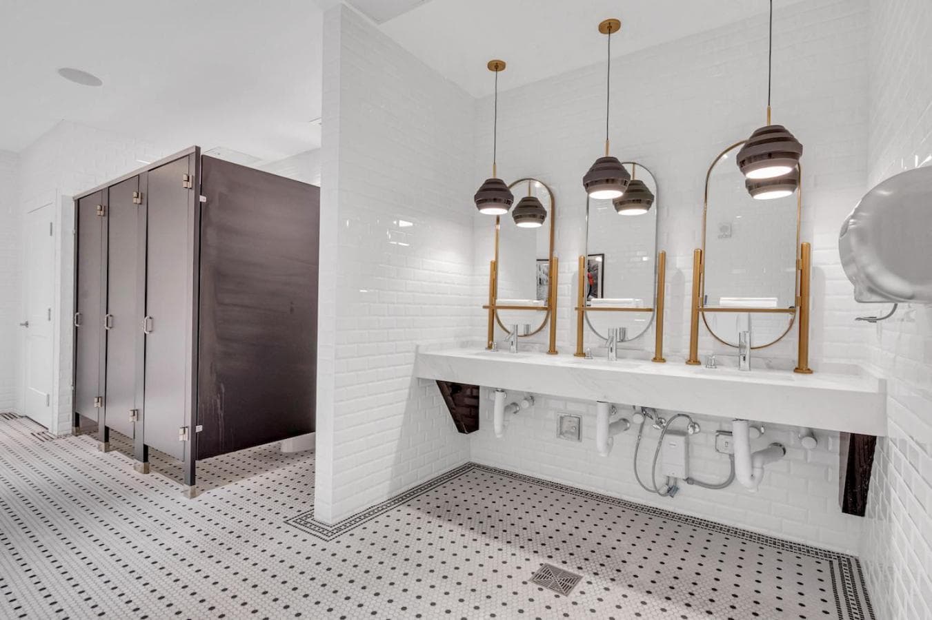 Exclusive Condo in Downtown Miami With Pool Views and Free Parking — 19