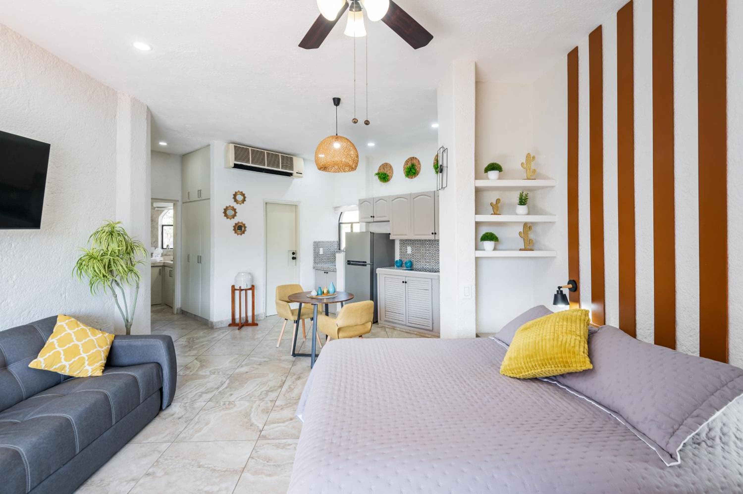 Marina Cabo Plaza Town & Beach condomini — 20
