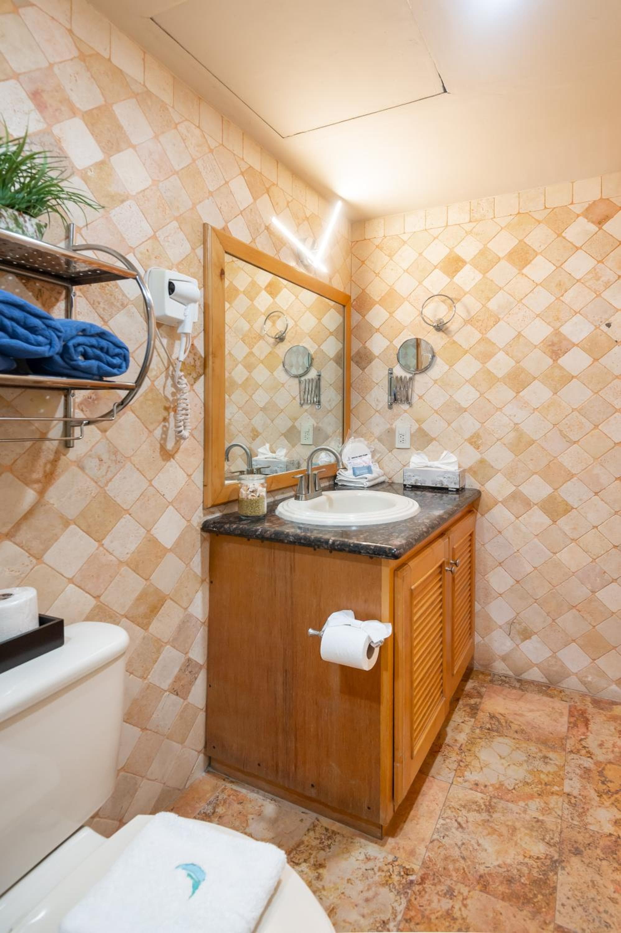 Marina Cabo Plaza Town & Beach condomini — 21