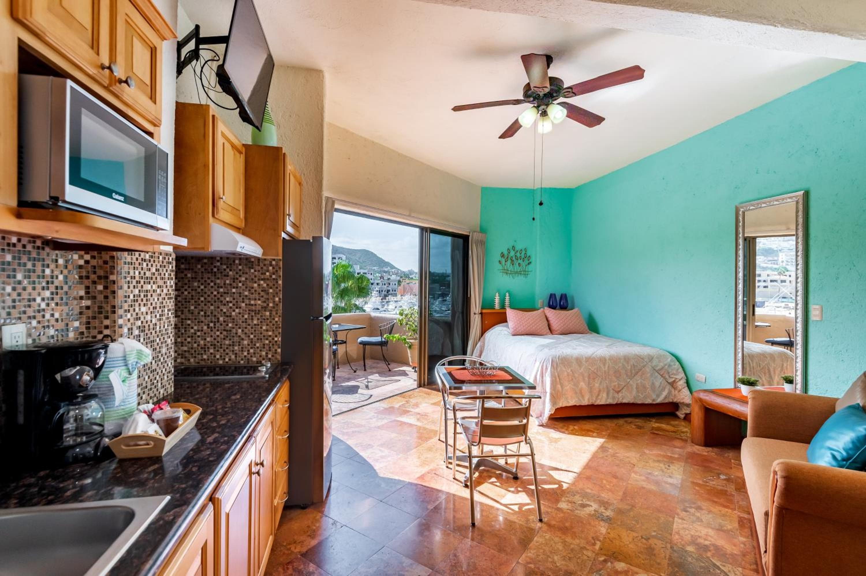 Marina Cabo Plaza Town & Beach Condos — 4
