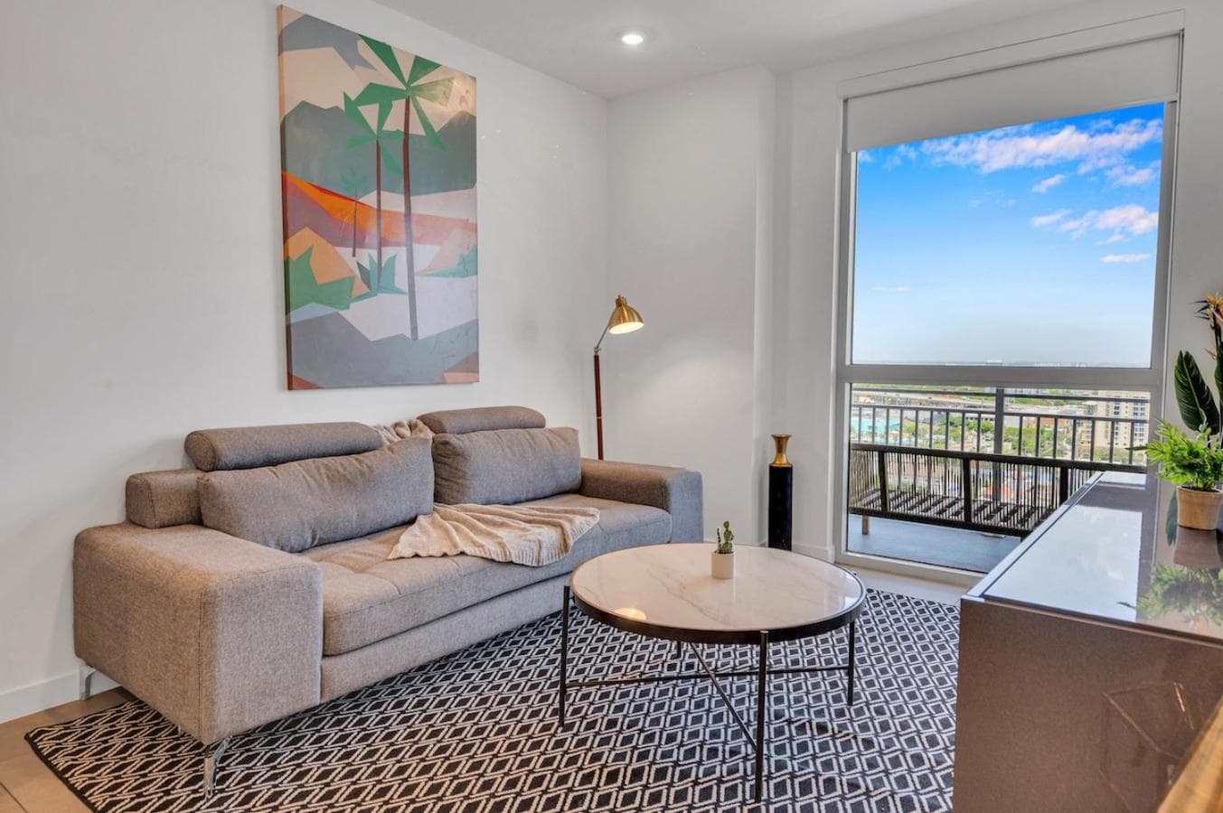 Modern 2 Bed Mins from Brickell With Free Parking — 26