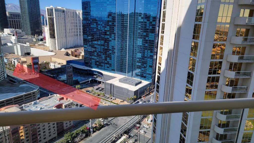 MGM Signature PH Appartamento monolocale deluxe al 30° piano, affacciato sulla strip e con balcone — 9