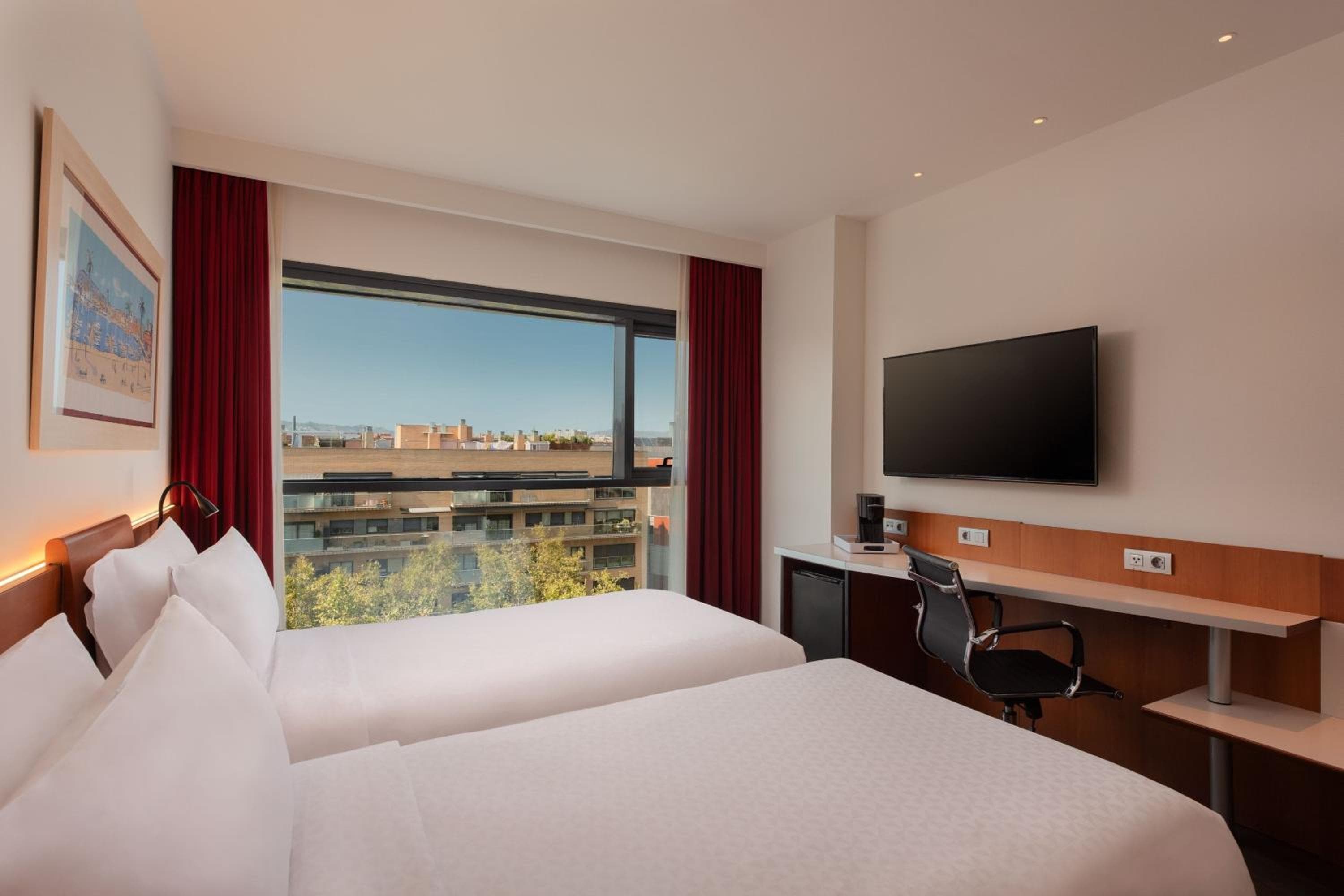 Cuatro Puntos by Sheraton Barcelona Diagonal — 10