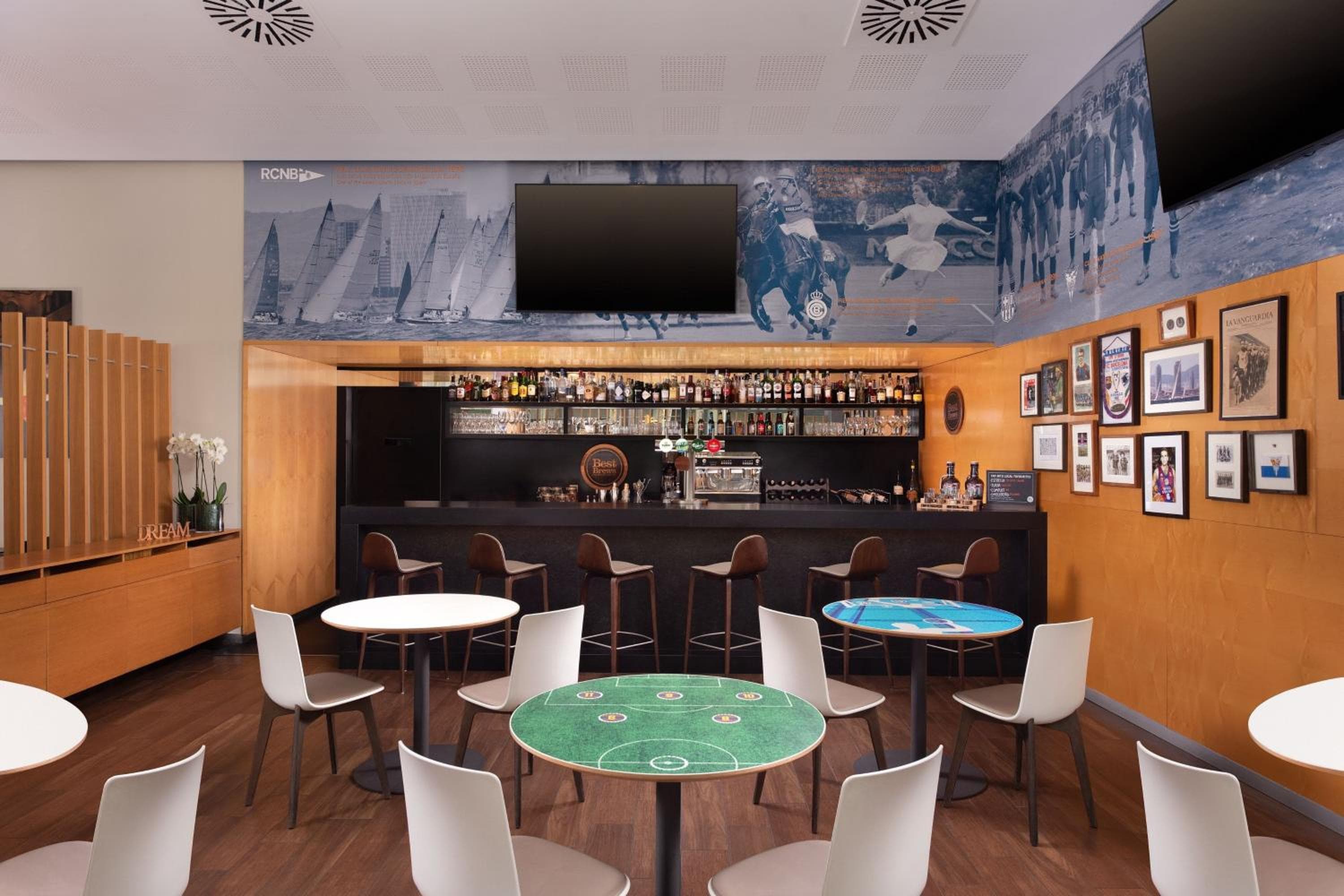 Four Points by Sheraton Barcelona Diagonal — 29