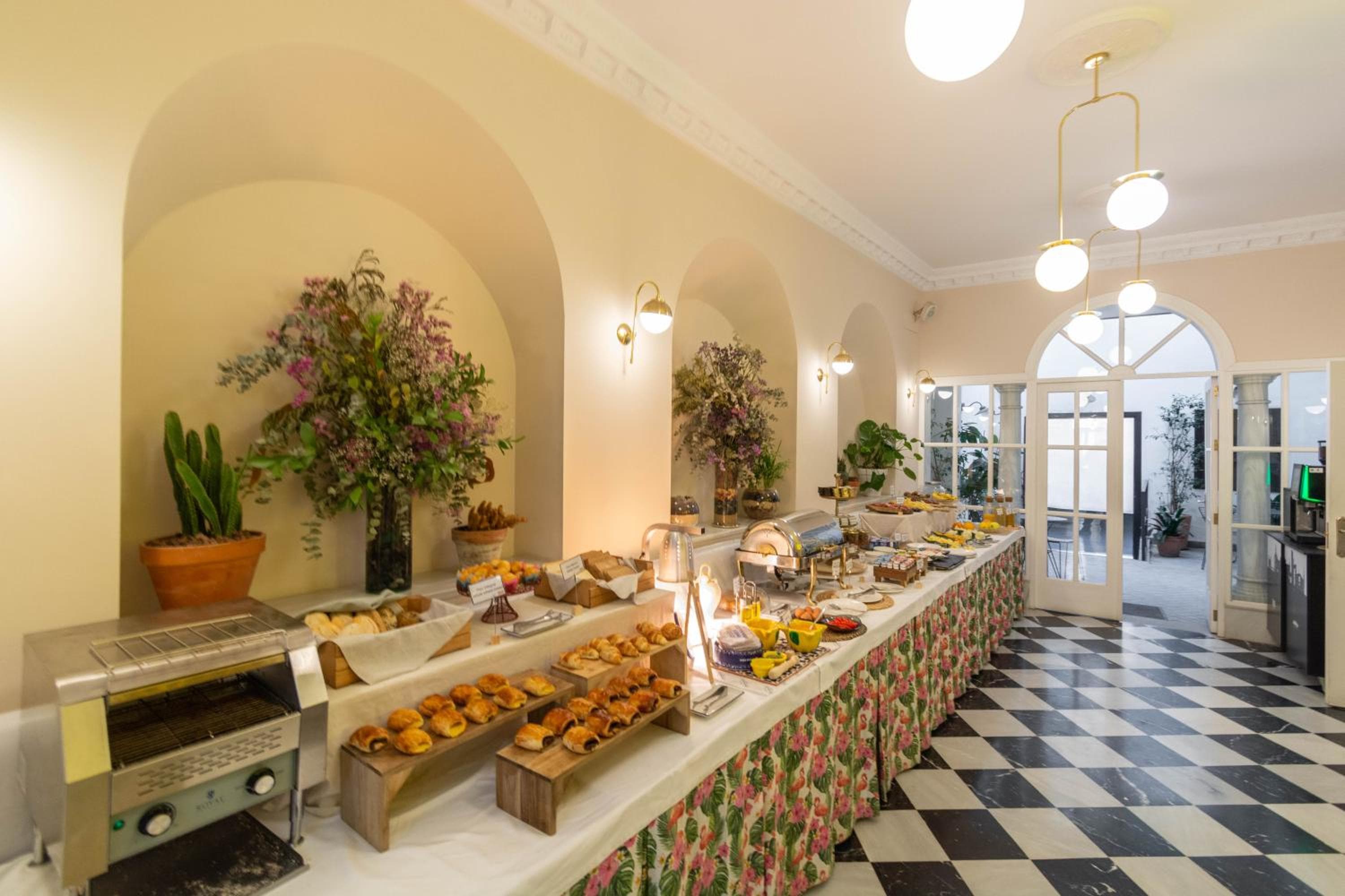 Hotel Boutique Elvira Plaza — 18