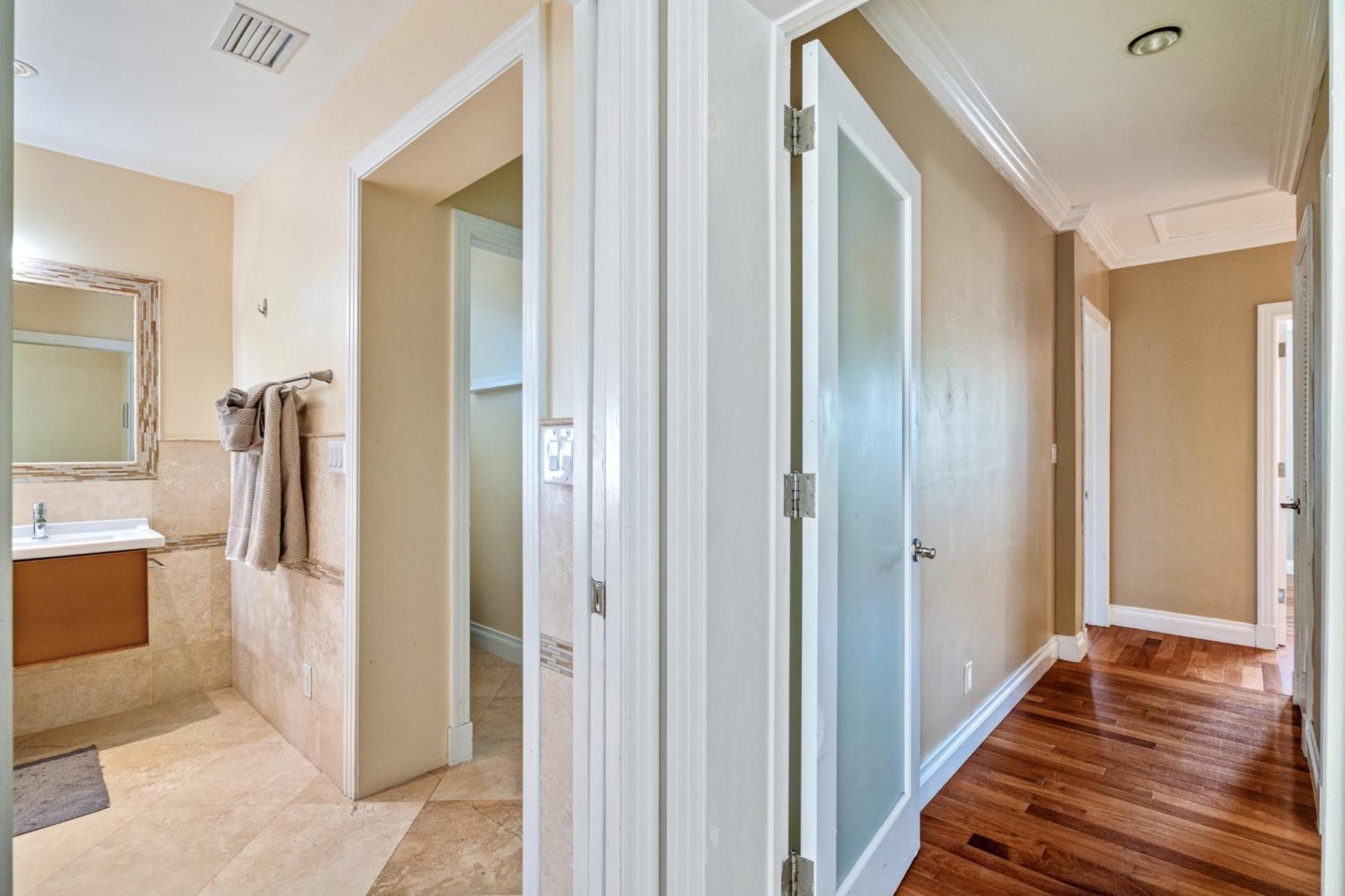 #1 Fort Lauderdale House - Heated Salt Water Pool - Private Oasis-Updated Gorgeous 3BR 3BA - Las Olas — 25