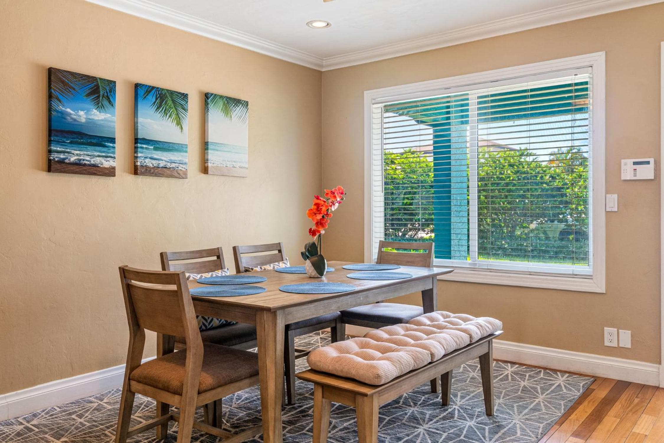#1 Fort Lauderdale House - Heated Salt Water Pool - Private Oasis-Updated Gorgeous 3BR 3BA - Las Olas — 10
