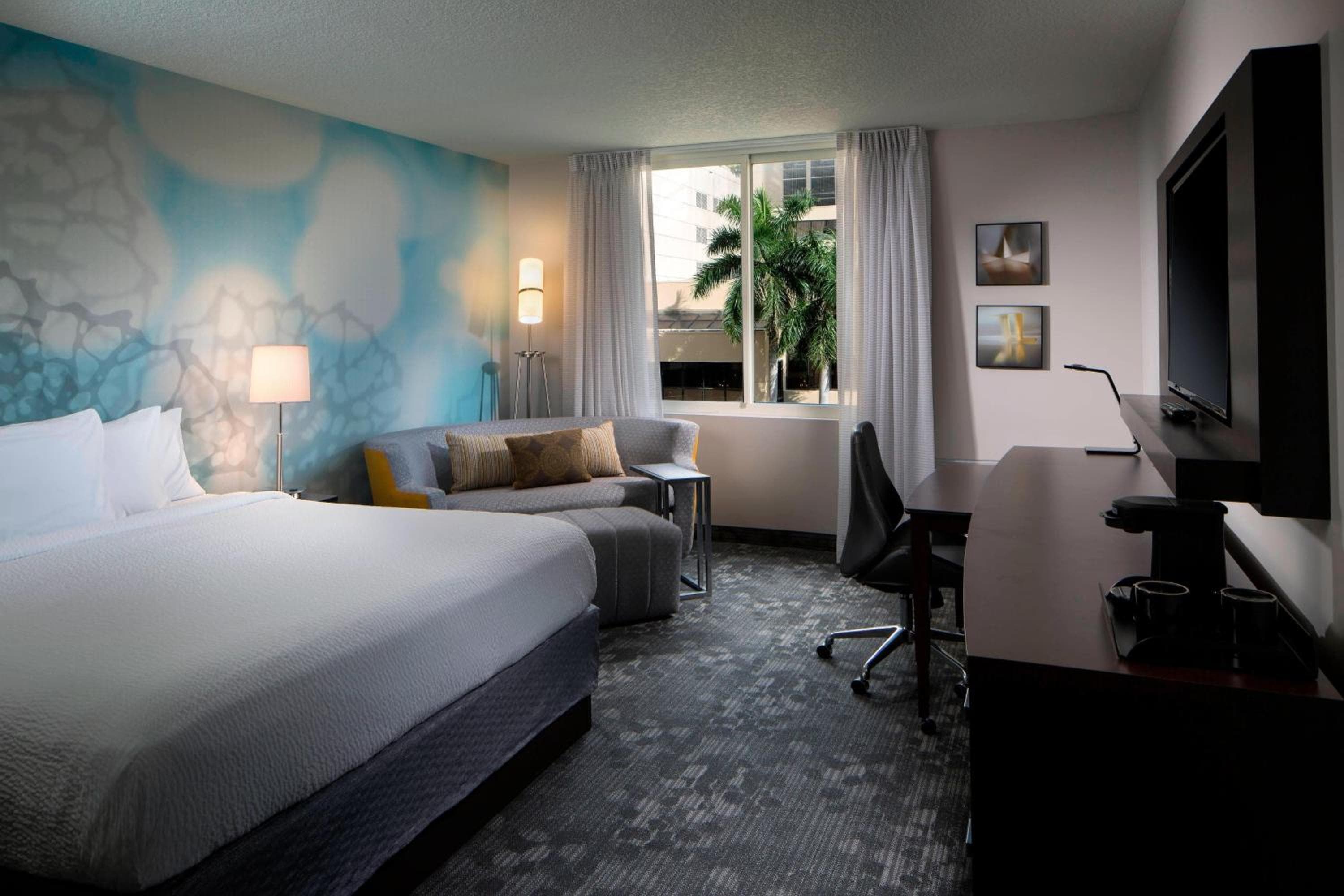 Courtyard Miami-Dadeland — 11