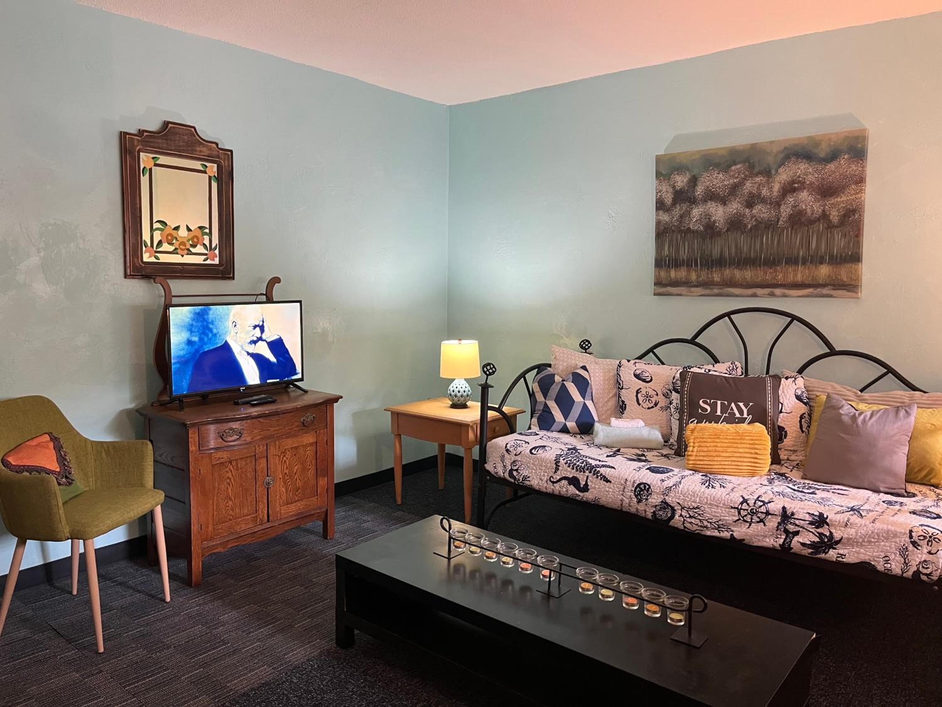 Blue Bell Apartment Hotel — 13