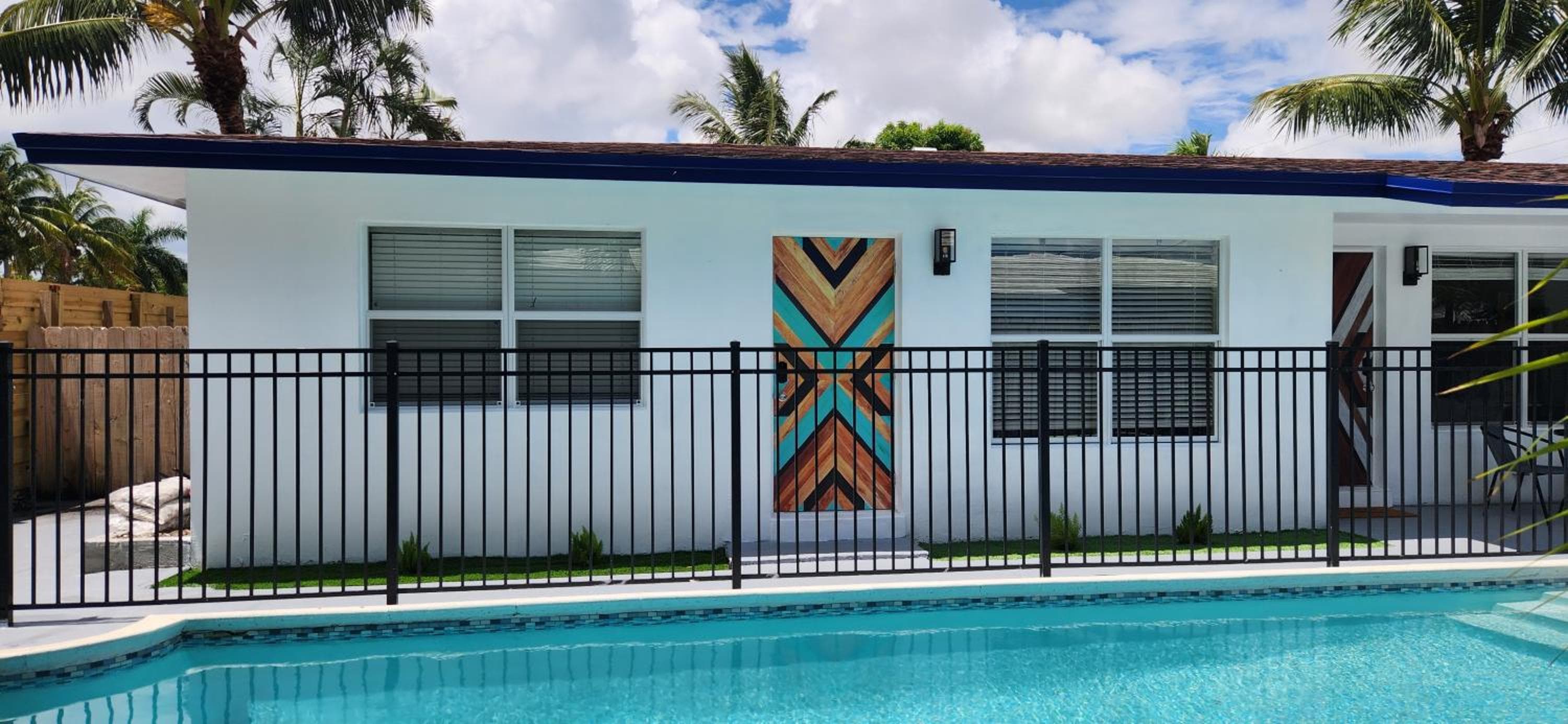 Equipped House W Pool & Patios, Near the Beaches, Prime Location- Ideal for Small Families, Coastal Haven — 26