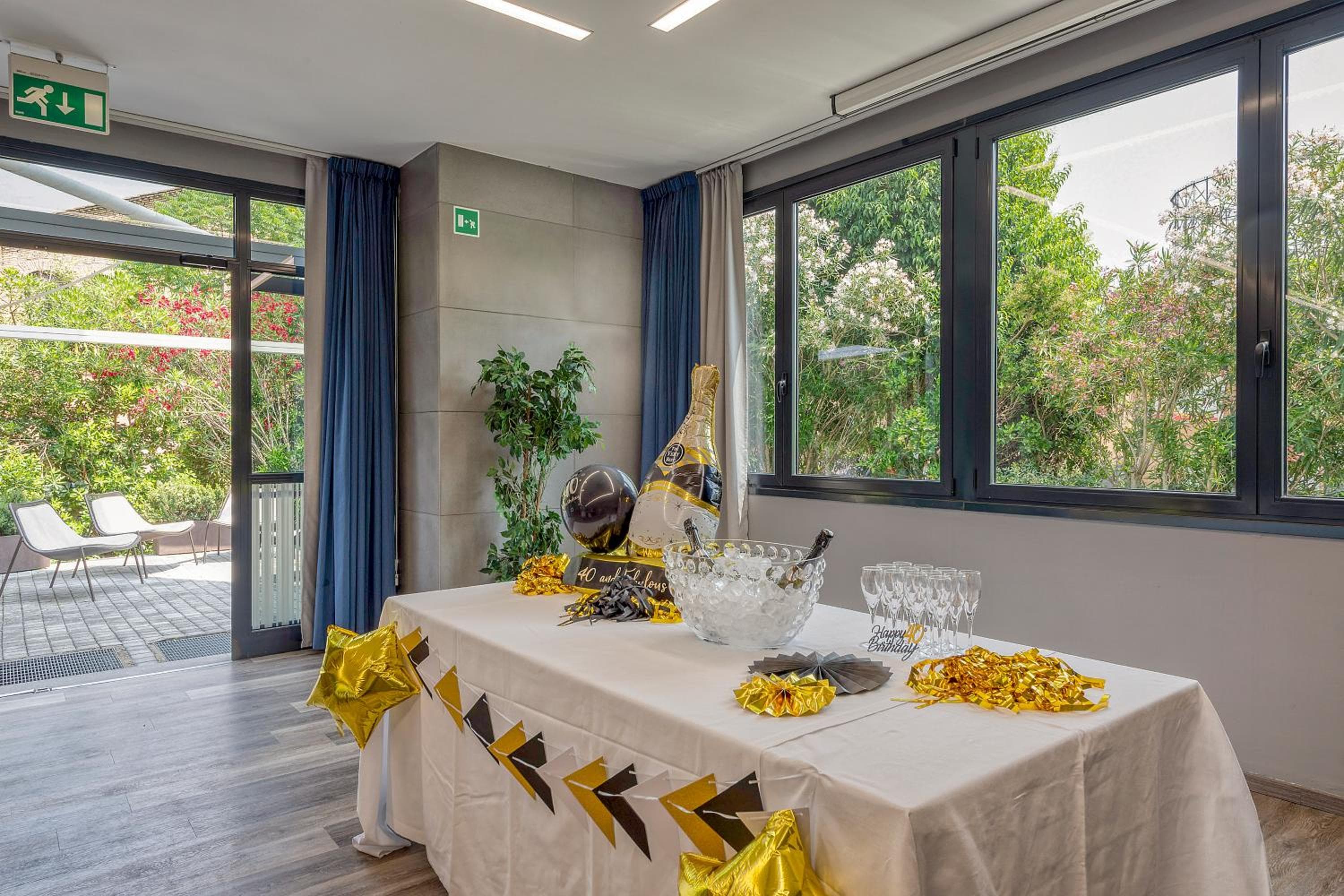H10 Roma Città — 2
