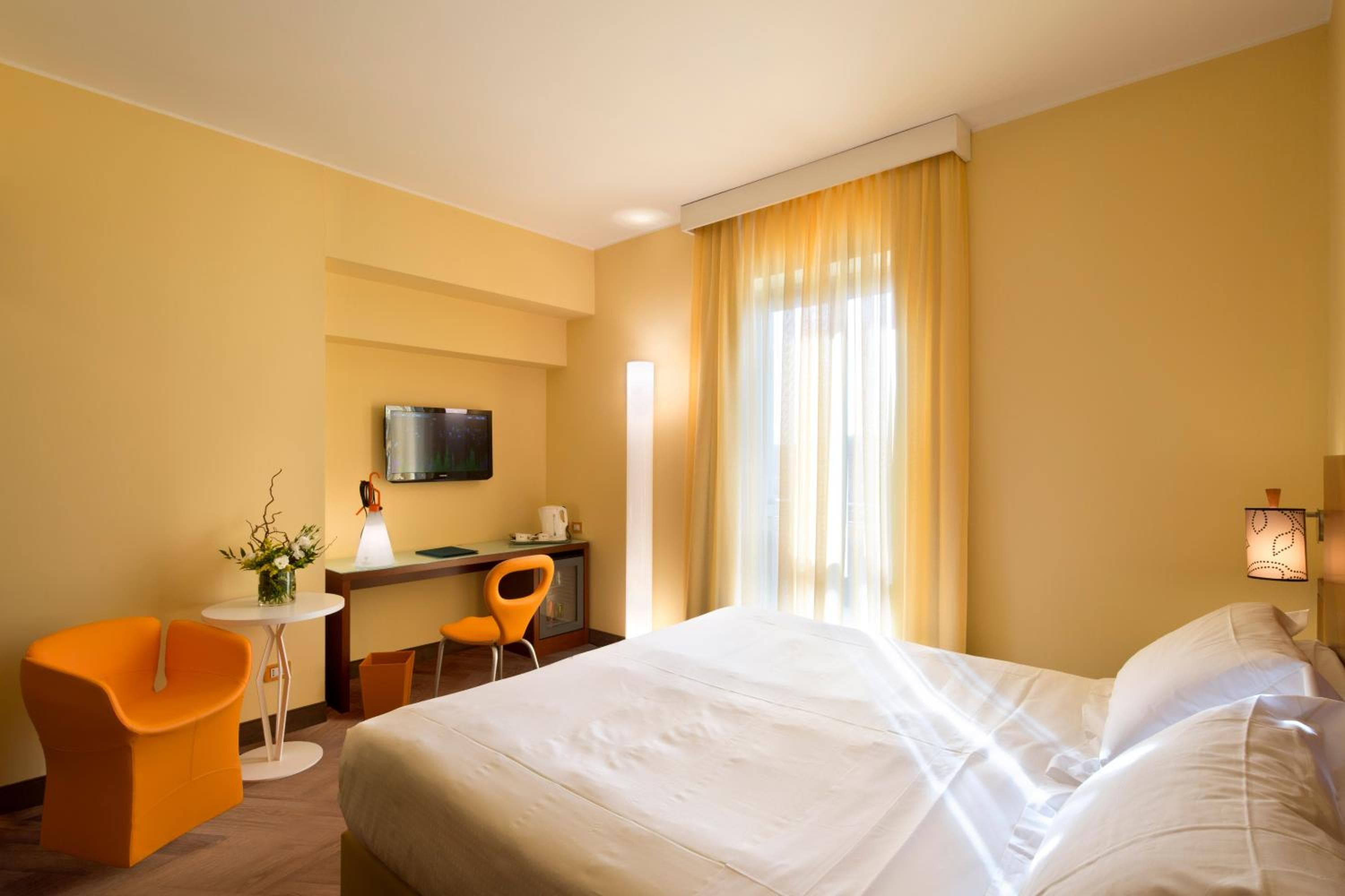 UNAHOTELS Mediterraneo Milano — 30