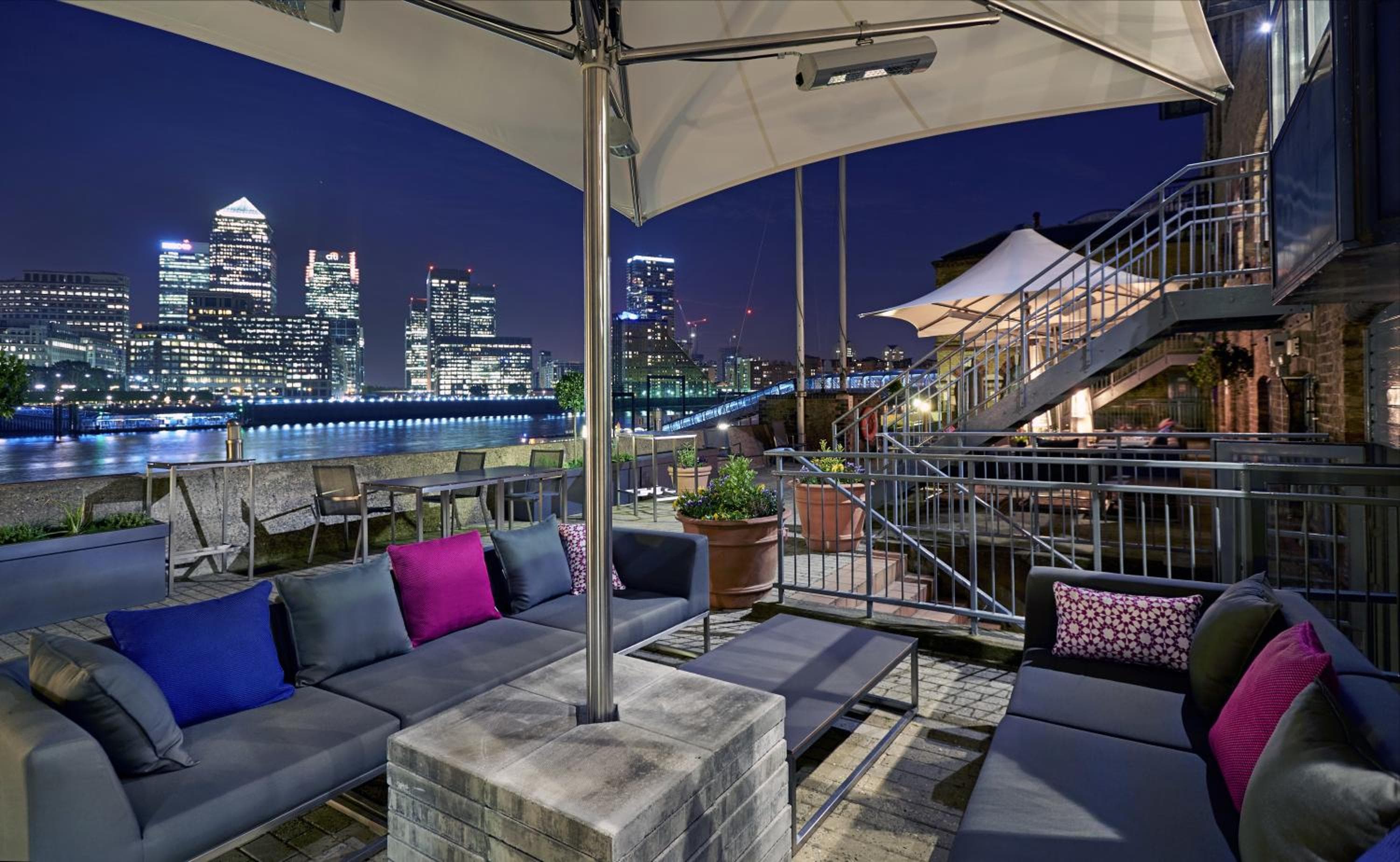 a&o London Docklands Riverside — 7
