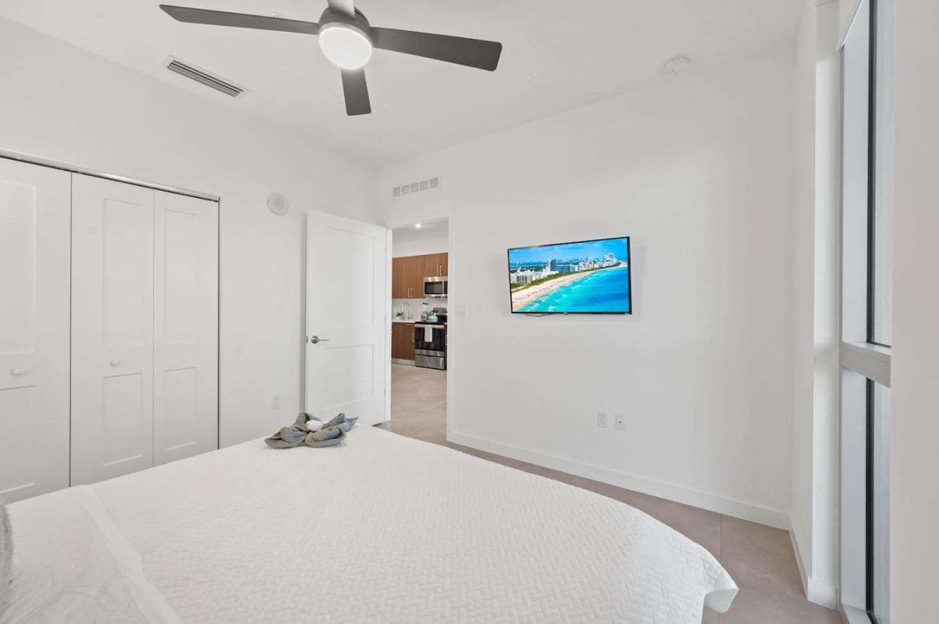 Beautiful Unit in Downtown Miami With Free Parking — 29