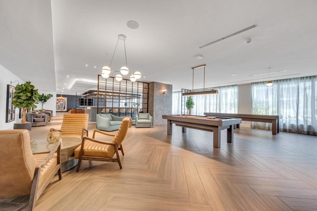 Amazing 2 BD Downtown Miami Mins From Brickell With Free Parking — 28
