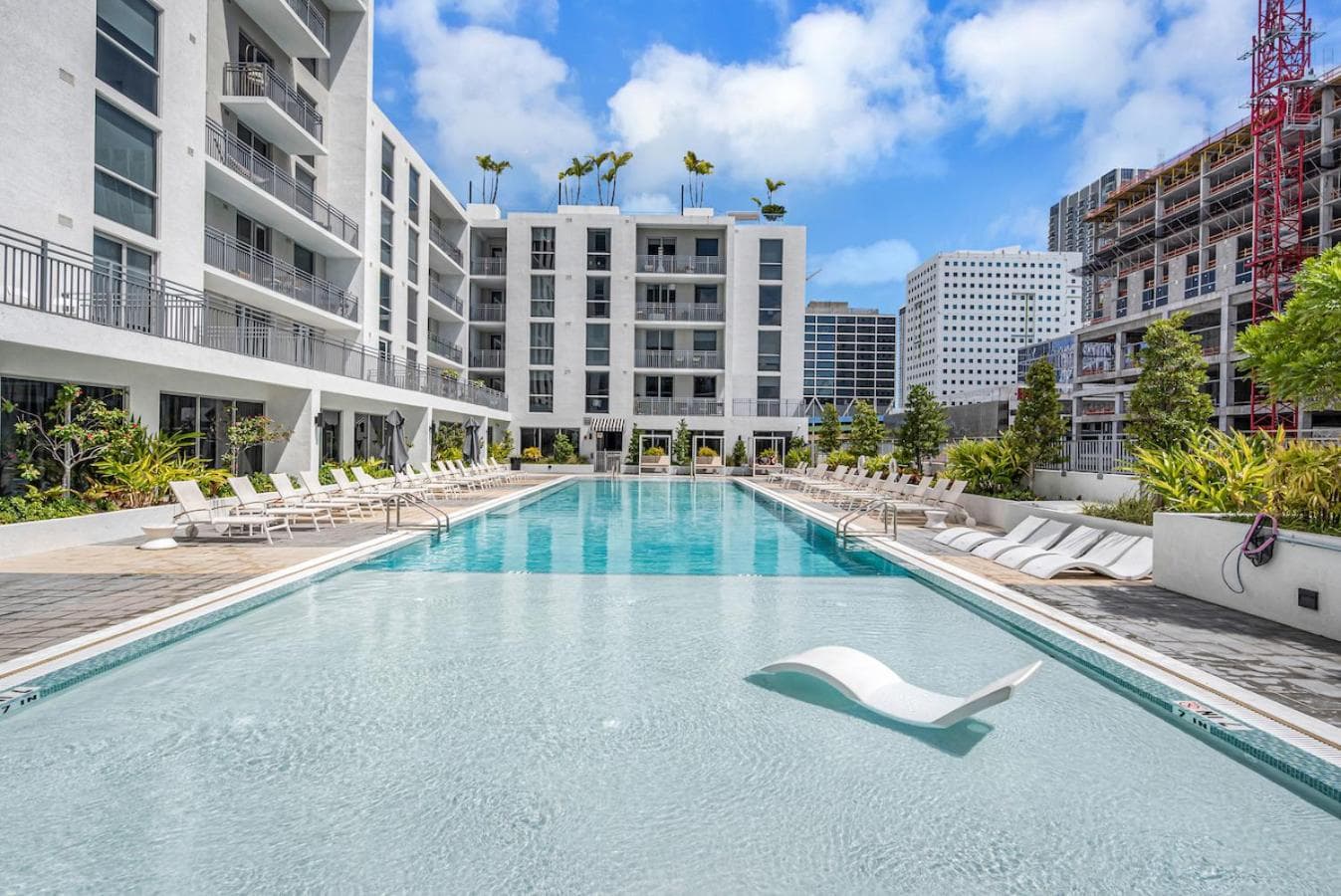 Amazing 2 BD Downtown Miami Mins From Brickell With Free Parking — 2