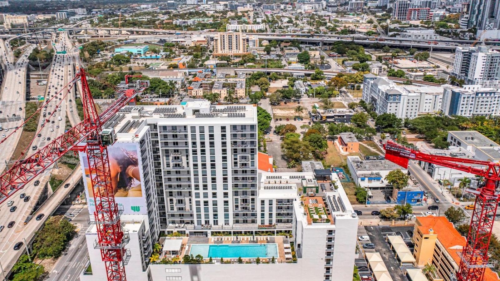 Amazing 2 BD Downtown Miami Mins From Brickell With Free Parking — 6