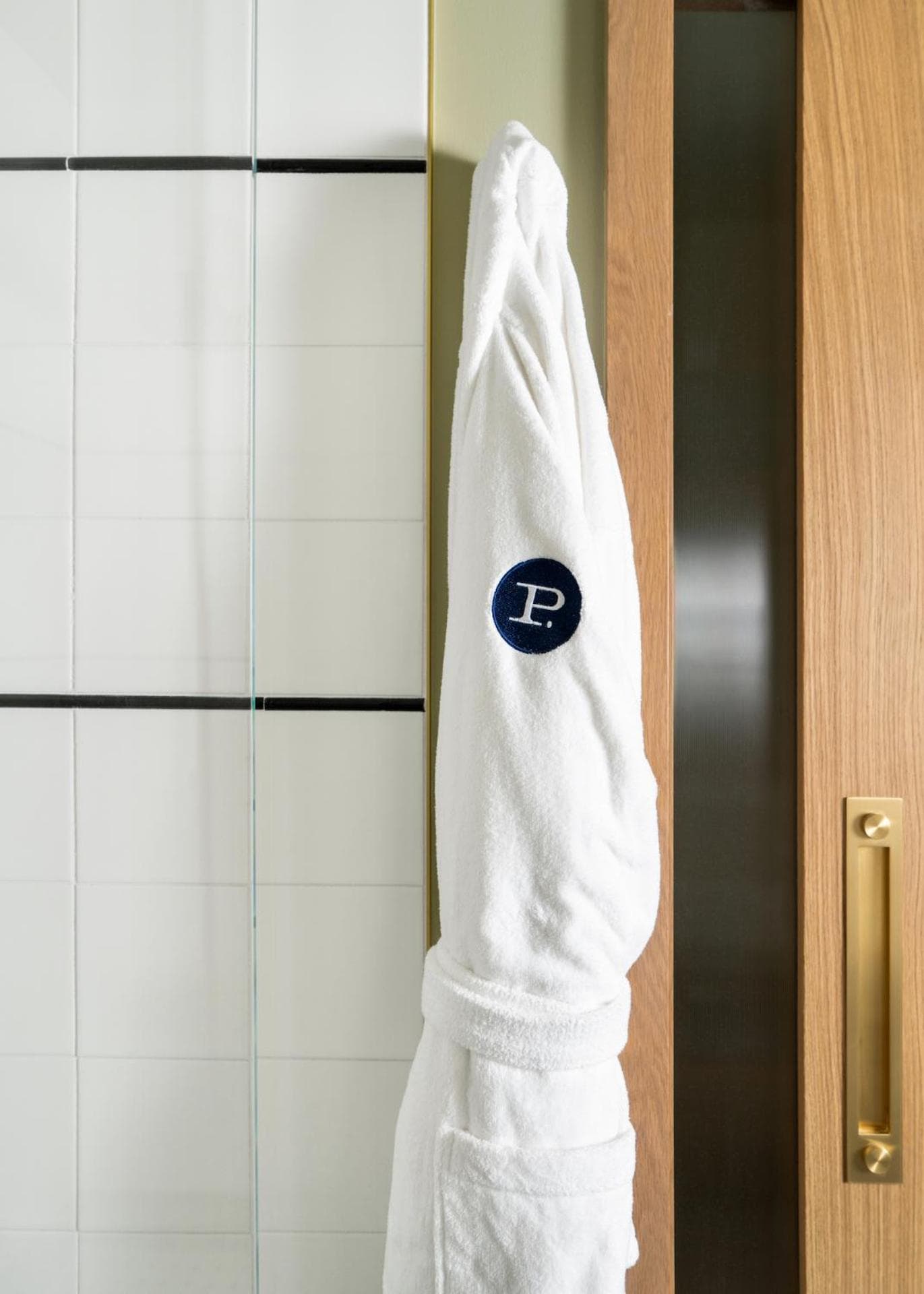 Palihouse Hyde Park Village — 12