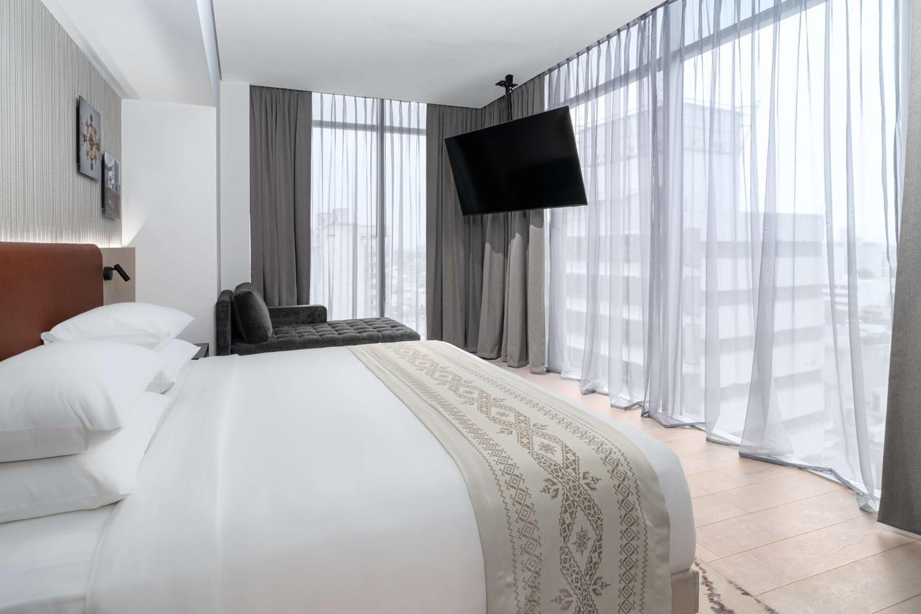 Hyatt Regency Mexico City Insurgentes WTC — 9