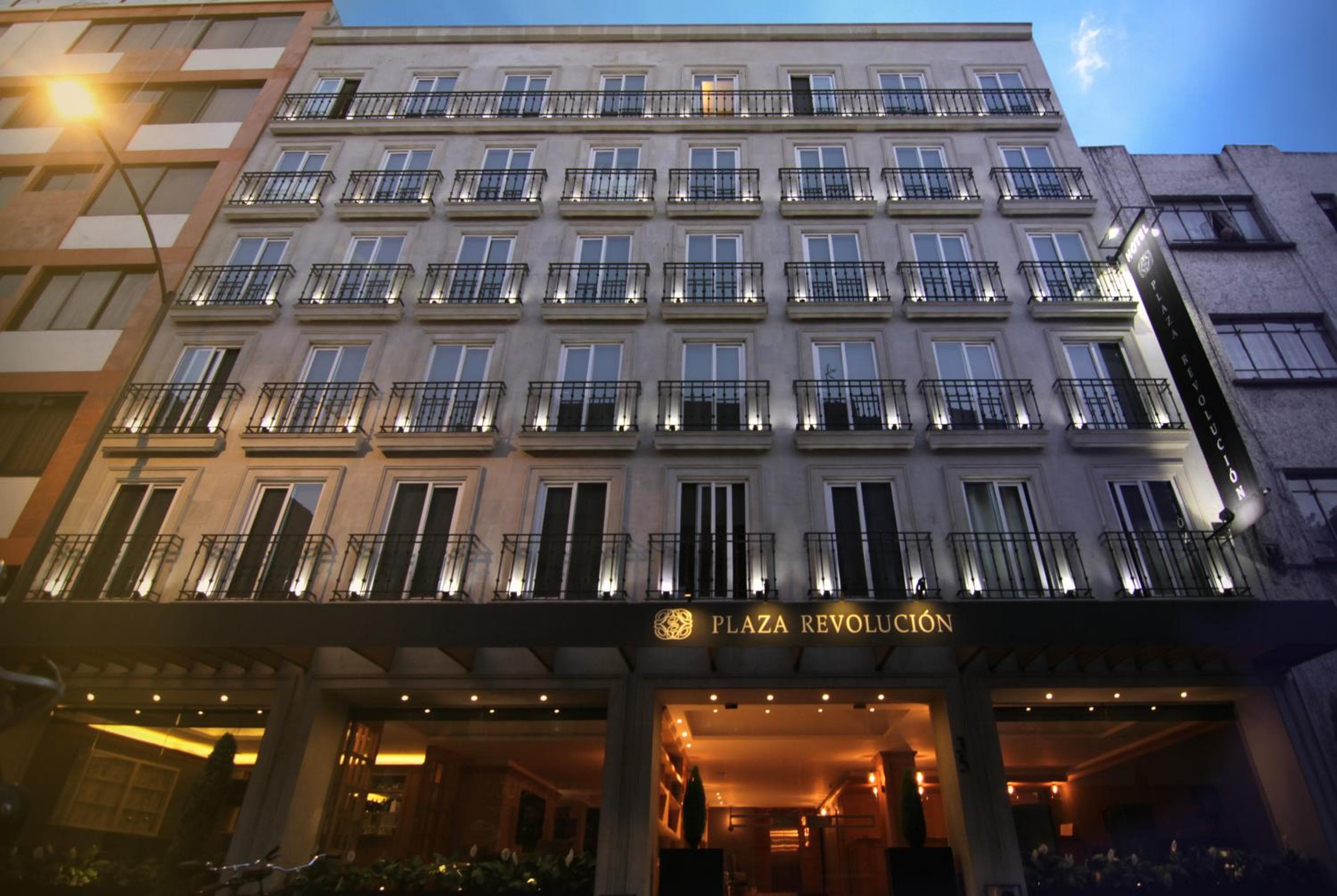 Hotel Plaza Revolución — 23