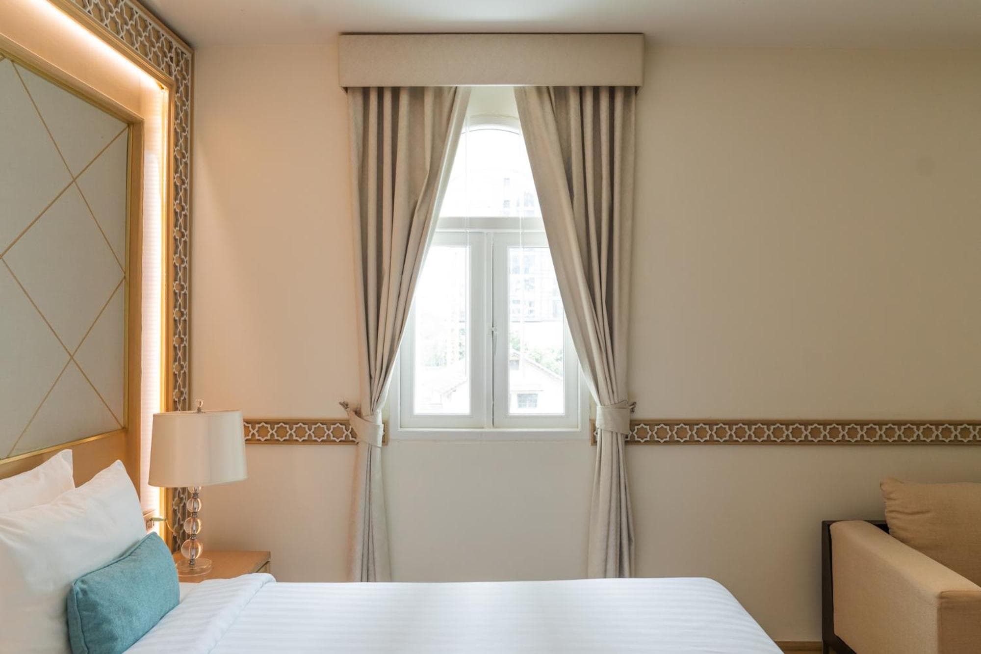 La Petite Salil Sukhumvit Thonglor 1 — 24