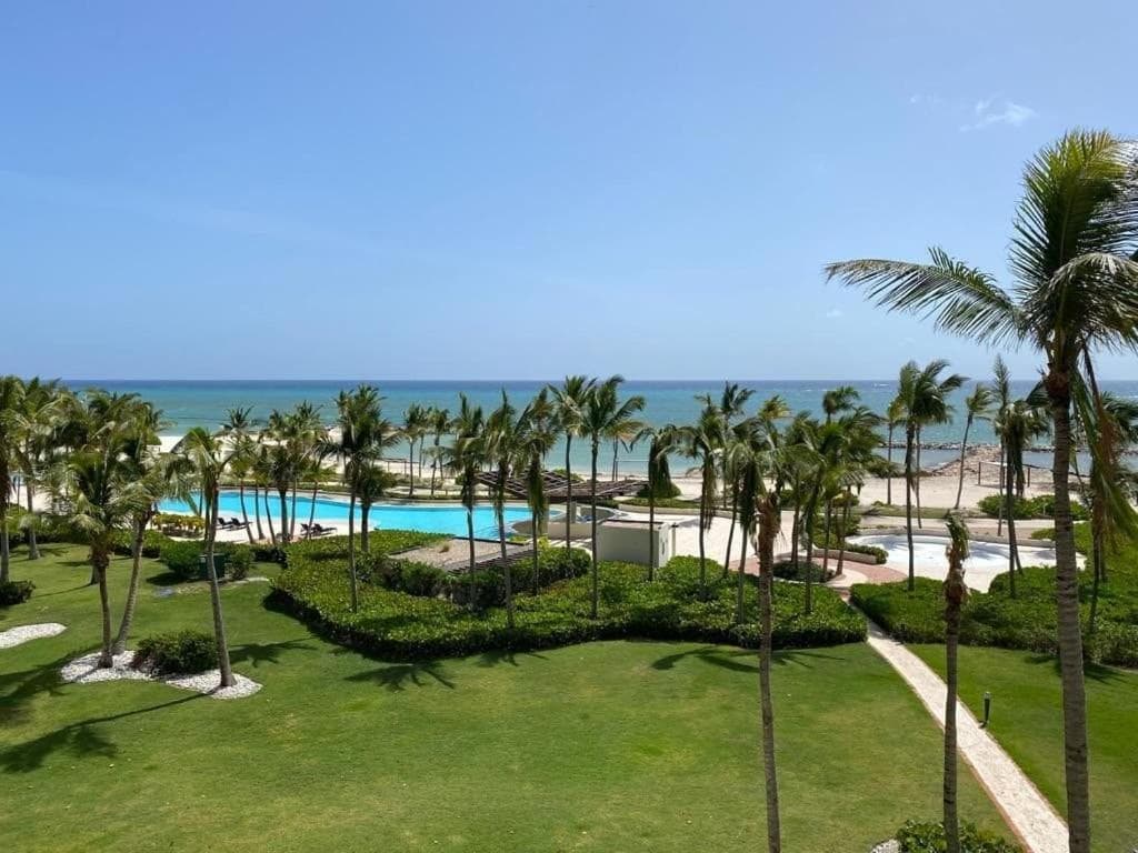 Exclusivos apartamentos con vista a la playa en Aquamarina, Cap Cana — 1