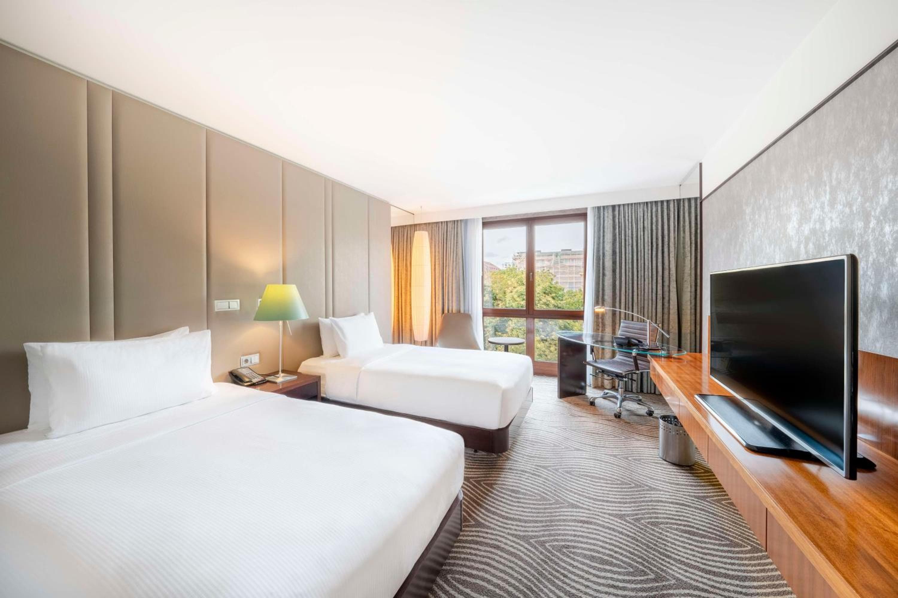 Hilton Berlin hotel, Anton-Wilhelm-Amo-Str. 30, Berlin, Germany — photo 2